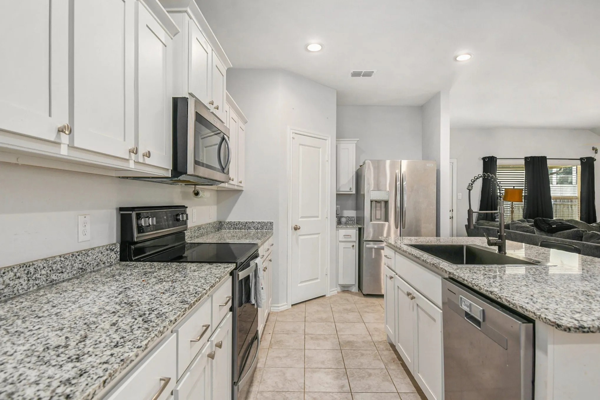 Single Family Residence For Sale in Tarrant County , 2920 Manu Street, Fort Worth, Texas 76123, 3 Bedroom, 2 Bathroom, 2 Garage spaces, 1,635 Sqft, built in 2023, Preowned, mls#21071912, Real Estate Agent in Fort Worth, Homes For Sale in Tarrant county, Homes For Sale in Fort Worth, Realtor in Fort Worth Texas, Real Estate Brokerage Independent Realty Texas, Luminita Cordes Realtor