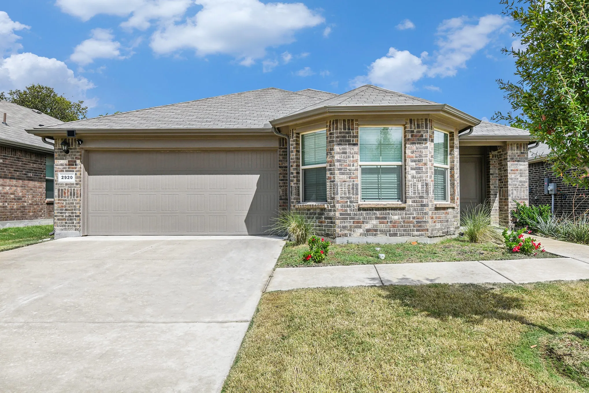 Single Family Residence For Sale in Tarrant County , 2920 Manu Street, Fort Worth, Texas 76123, 3 Bedroom, 2 Bathroom, 2 Garage spaces, 1,635 Sqft, built in 2023, Preowned, mls#21071912, Real Estate Agent in Fort Worth, Homes For Sale in Tarrant county, Homes For Sale in Fort Worth, Realtor in Fort Worth Texas, Real Estate Brokerage Independent Realty Texas, Luminita Cordes Realtor