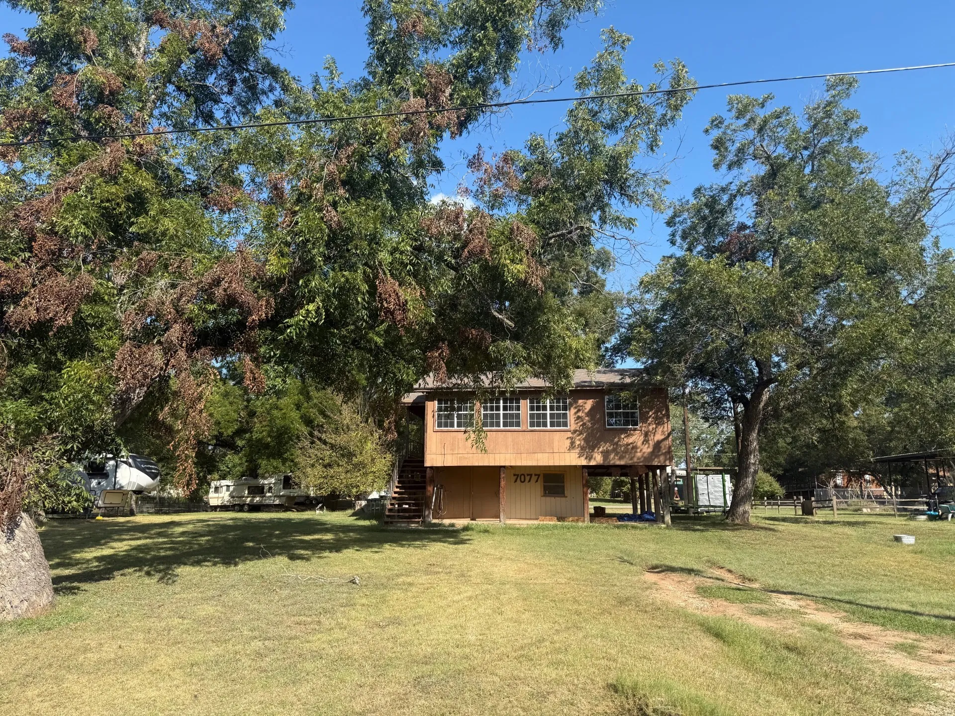 Single Family Residence For Sale in Parker County , 7077 Cherokee Trail, Weatherford, Texas 76087, 2 Bedroom, 1 Bathroom, Garage spaces, 890 Sqft, built in 0, Price $158,000, mls#21066535, Real Estate Agent in Weatherford, Homes For Sale in Parker county, Homes For Sale in Weatherford, Realtor in Weatherford Texas, Real Estate Brokerage Independent Realty Texas, Luminita Cordes Realtor