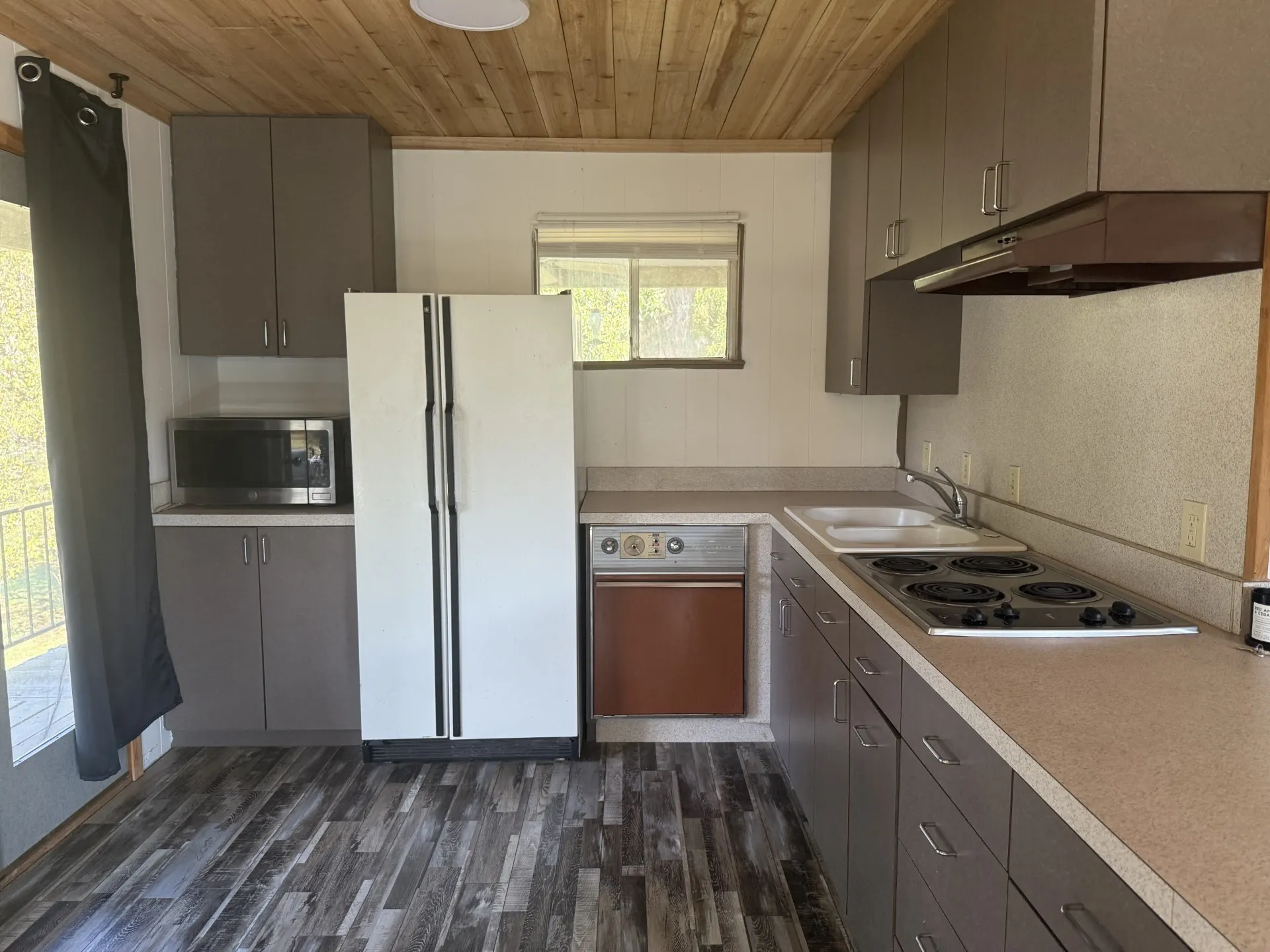 Single Family Residence For Sale in Parker County , 7077 Cherokee Trail, Weatherford, Texas 76087, 2 Bedroom, 1 Bathroom, Garage spaces, 890 Sqft, built in 0, Price $158,000, mls#21066535, Real Estate Agent in Weatherford, Homes For Sale in Parker county, Homes For Sale in Weatherford, Realtor in Weatherford Texas, Real Estate Brokerage Independent Realty Texas, Luminita Cordes Realtor