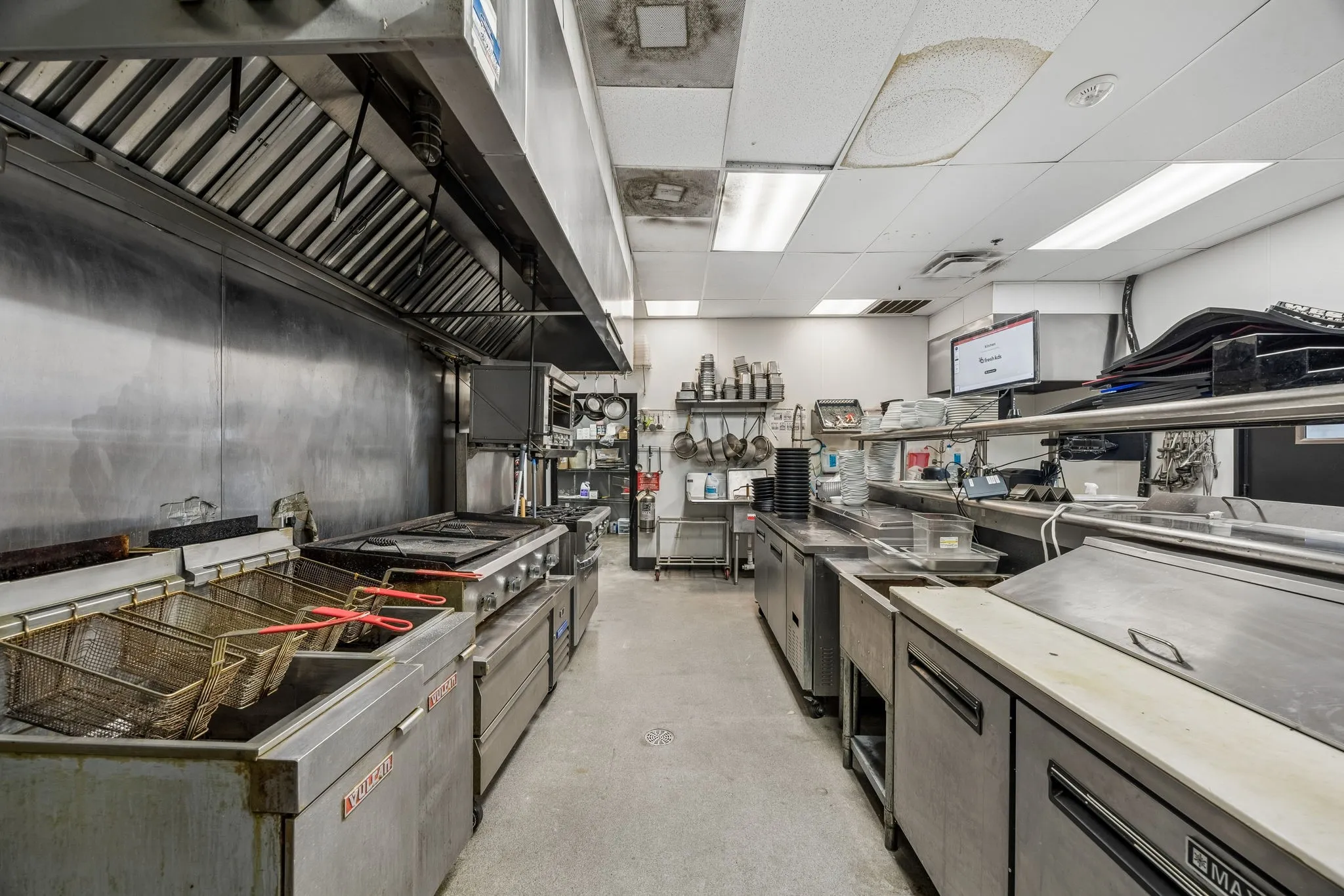 Retail For Rent in Denton County , 400 S Oak Street 100, Roanoke, Texas 76262, 0, 0, Garage spaces, 0 Sqft, built in 2019, Preowned, mls#21070725, Real Estate Agent in Roanoke, Homes For Rent in Denton county, Homes For Rent in Roanoke, Realtor in Roanoke Texas, Real Estate Brokerage Independent Realty Texas, Luminita Cordes Realtor