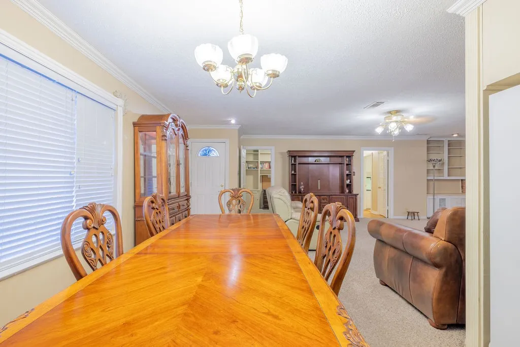 Single Family Residence For Sale in Denton County , 1604 N Haven Drive, Corinth, Texas 76210, 4 Bedroom, 4 Bathroom, 2 Garage spaces, 2,172 Sqft, built in 1959, mls#21070532, Real Estate Agent in Corinth, Homes For Sale in Denton county, Homes For Sale in Corinth, Realtor in Corinth Texas, Real Estate Brokerage Independent Realty Texas, Luminita Cordes Realtor