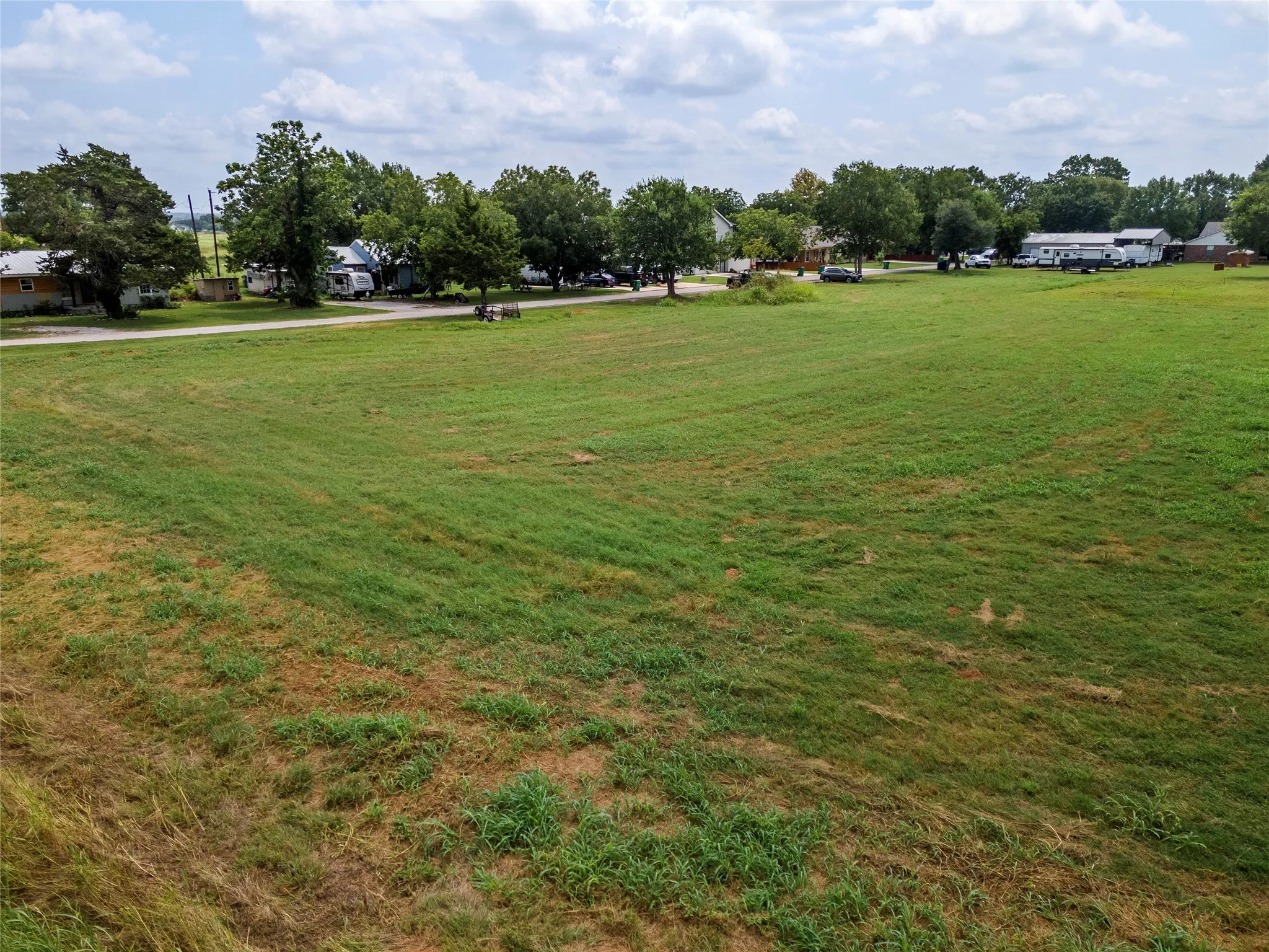 Single Family Residence For Sale in Wise County , 102 N Mesquite Street, Paradise, Texas 76073, 4 Bedroom, 2 Bathroom, 2 Garage spaces, 2,004 Sqft, built in 1970, Preowned, mls#21072318, Real Estate Agent in Paradise, Homes For Sale in Wise county, Homes For Sale in Paradise, Realtor in Paradise Texas, Real Estate Brokerage Independent Realty Texas, Luminita Cordes Realtor