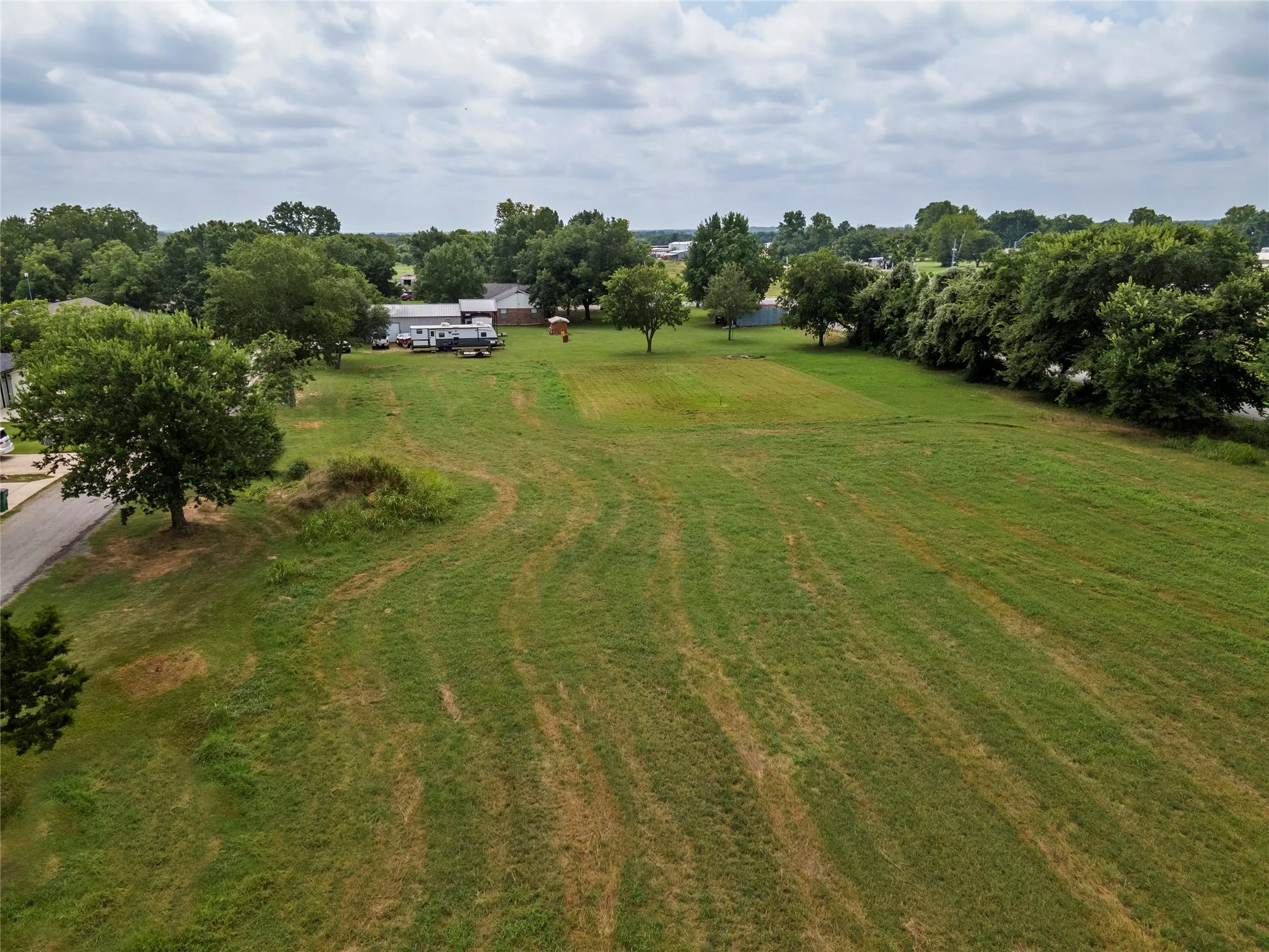Single Family Residence For Sale in Wise County , 102 N Mesquite Street, Paradise, Texas 76073, 4 Bedroom, 2 Bathroom, 2 Garage spaces, 2,004 Sqft, built in 1970, Preowned, mls#21072318, Real Estate Agent in Paradise, Homes For Sale in Wise county, Homes For Sale in Paradise, Realtor in Paradise Texas, Real Estate Brokerage Independent Realty Texas, Luminita Cordes Realtor