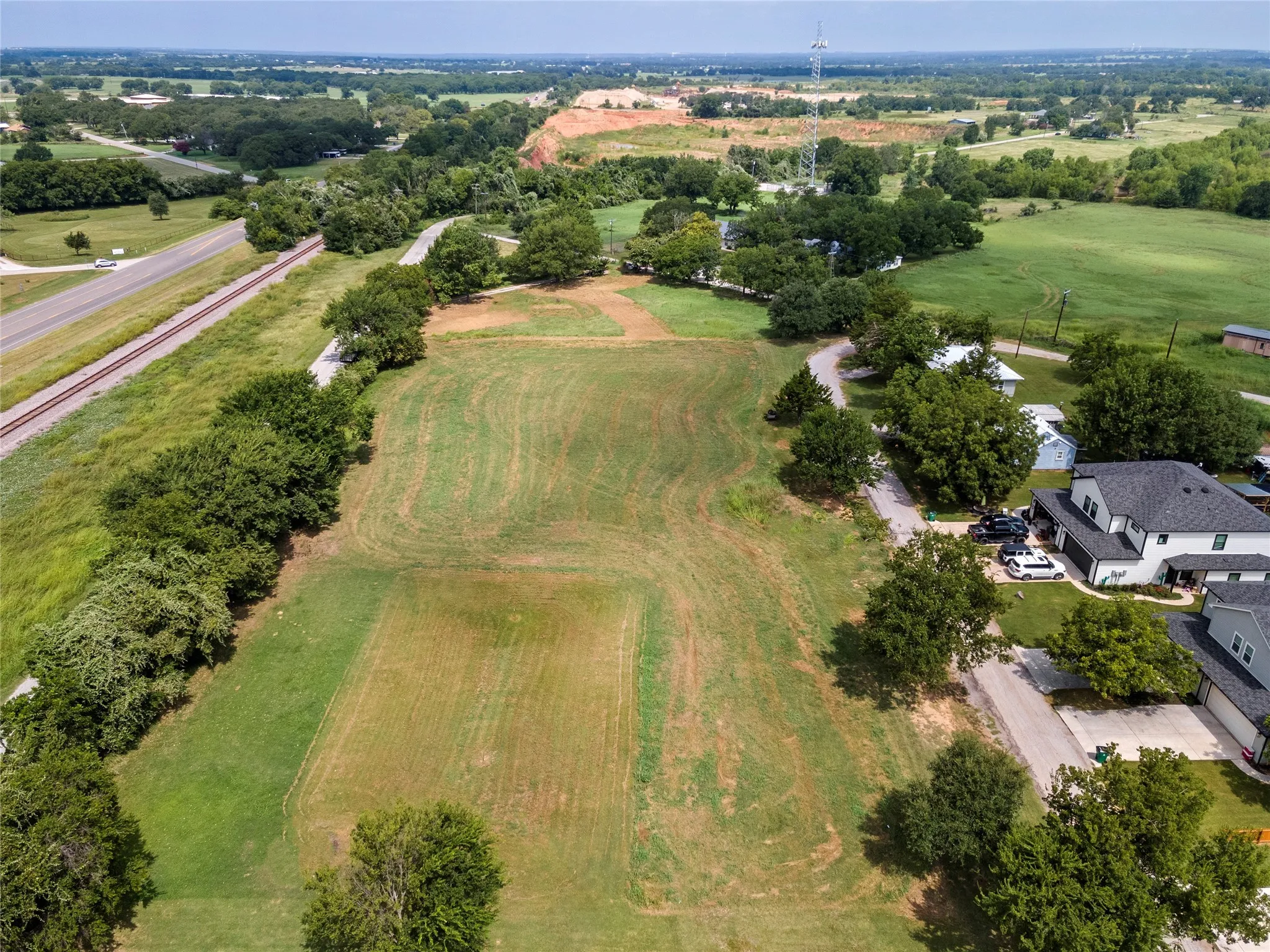 Single Family Residence For Sale in Wise County , 102 N Mesquite Street, Paradise, Texas 76073, 4 Bedroom, 2 Bathroom, 2 Garage spaces, 2,004 Sqft, built in 1970, Preowned, mls#21072318, Real Estate Agent in Paradise, Homes For Sale in Wise county, Homes For Sale in Paradise, Realtor in Paradise Texas, Real Estate Brokerage Independent Realty Texas, Luminita Cordes Realtor