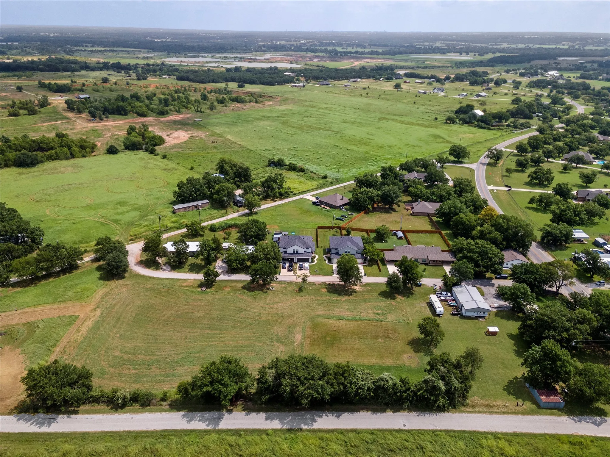 Single Family Residence For Sale in Wise County , 102 N Mesquite Street, Paradise, Texas 76073, 4 Bedroom, 2 Bathroom, 2 Garage spaces, 2,004 Sqft, built in 1970, Preowned, mls#21072318, Real Estate Agent in Paradise, Homes For Sale in Wise county, Homes For Sale in Paradise, Realtor in Paradise Texas, Real Estate Brokerage Independent Realty Texas, Luminita Cordes Realtor