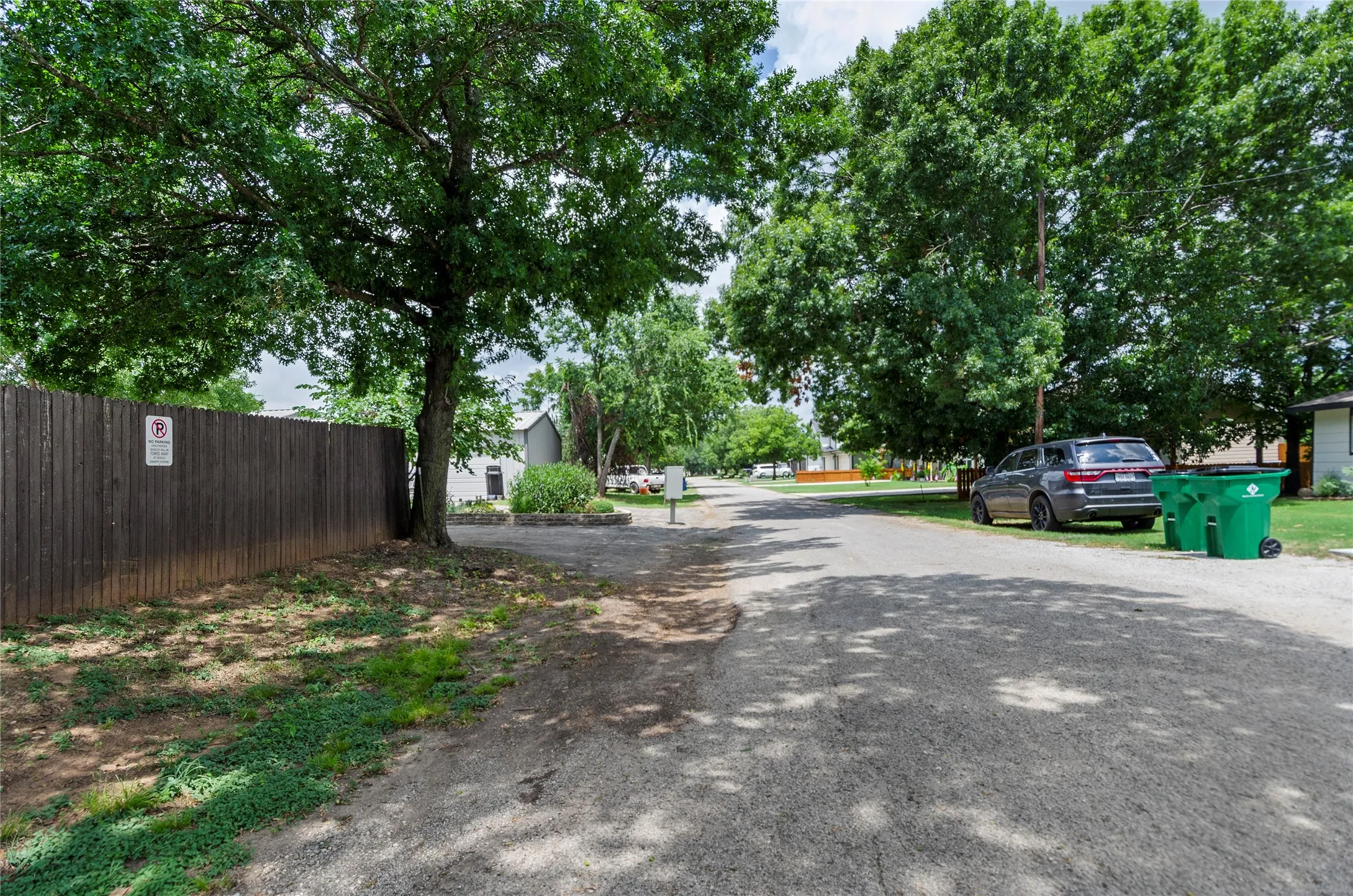 Single Family Residence For Sale in Wise County , 102 N Mesquite Street, Paradise, Texas 76073, 4 Bedroom, 2 Bathroom, 2 Garage spaces, 2,004 Sqft, built in 1970, Preowned, mls#21072318, Real Estate Agent in Paradise, Homes For Sale in Wise county, Homes For Sale in Paradise, Realtor in Paradise Texas, Real Estate Brokerage Independent Realty Texas, Luminita Cordes Realtor