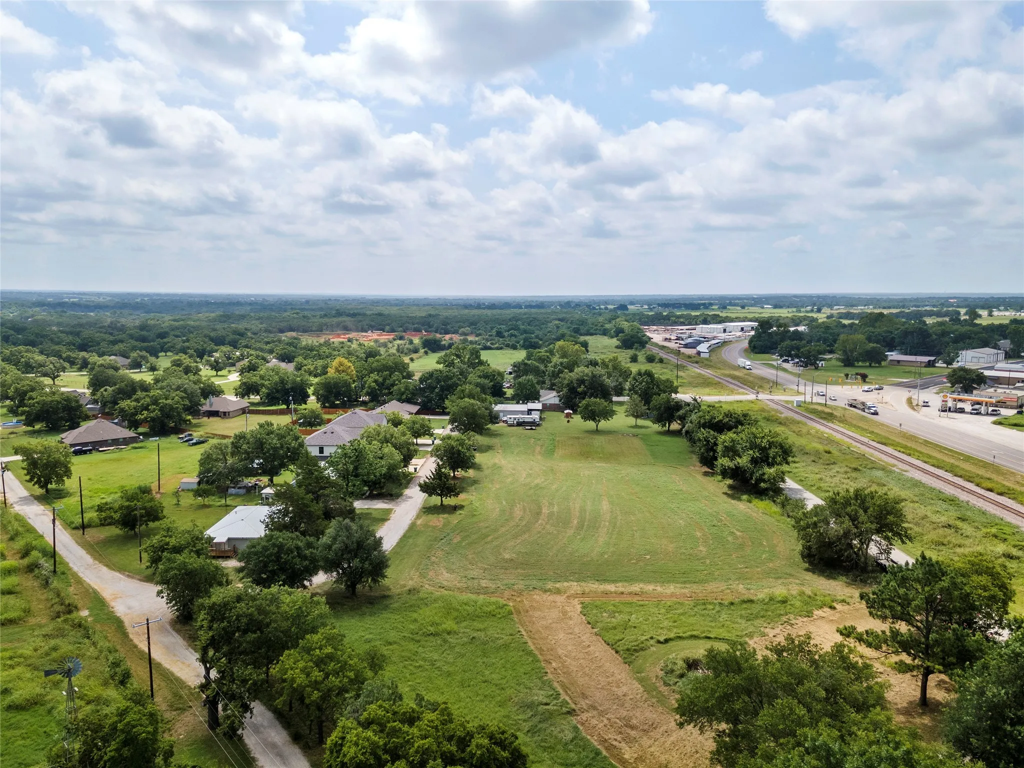 Single Family Residence For Sale in Wise County , 102 N Mesquite Street, Paradise, Texas 76073, 4 Bedroom, 2 Bathroom, 2 Garage spaces, 2,004 Sqft, built in 1970, Preowned, mls#21072318, Real Estate Agent in Paradise, Homes For Sale in Wise county, Homes For Sale in Paradise, Realtor in Paradise Texas, Real Estate Brokerage Independent Realty Texas, Luminita Cordes Realtor