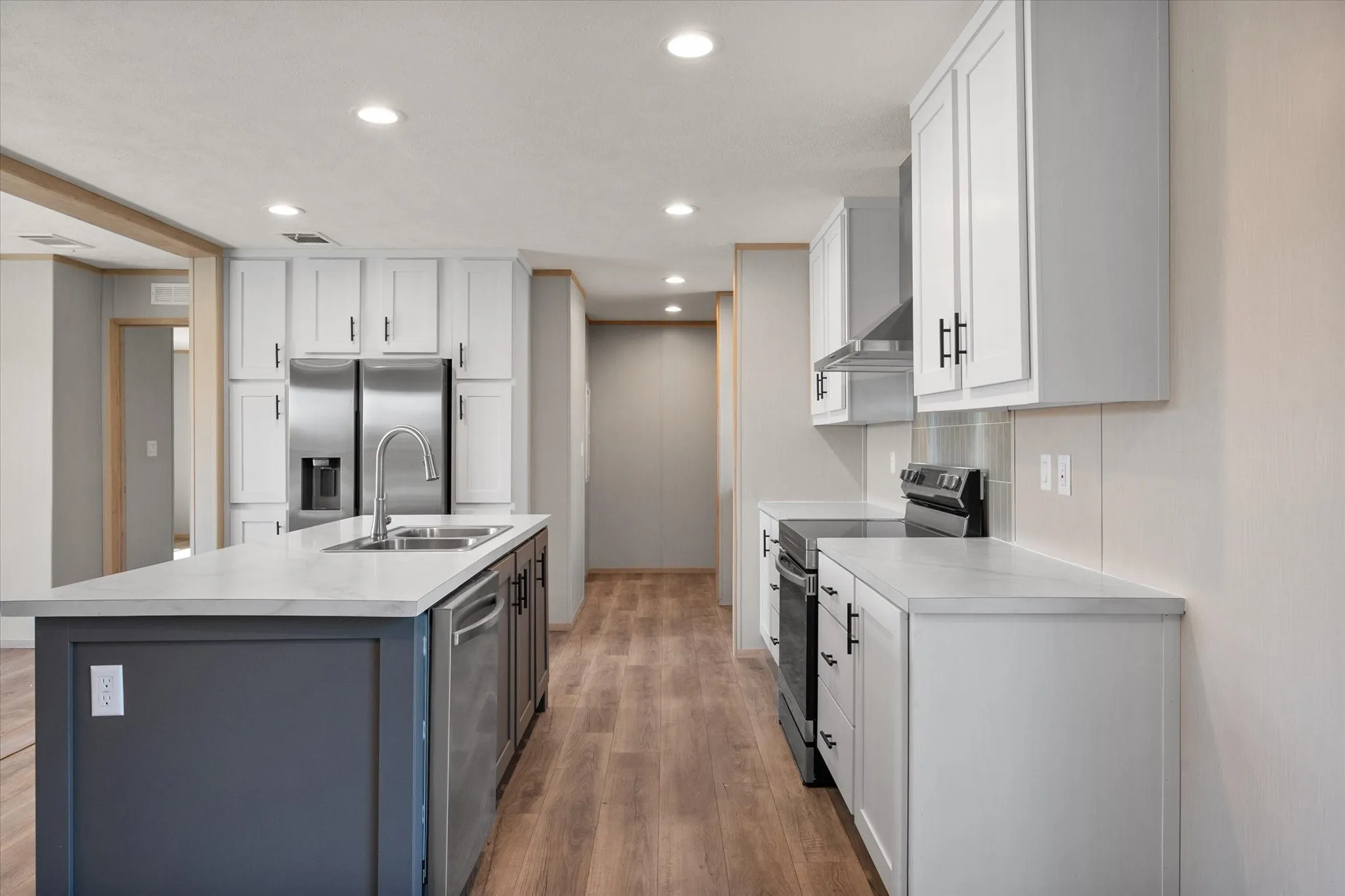 Mobile Home For Sale in Navarro County , 1499 SE CR 3135, Corsicana, Texas 75109, 3 Bedroom, 2 Bathroom, Garage spaces, 1,568 Sqft, built in 2025, mls#21072523, Real Estate Agent in Corsicana, Homes For Sale in Navarro county, Homes For Sale in Corsicana, Realtor in Corsicana Texas, Real Estate Brokerage Independent Realty Texas, Luminita Cordes Realtor