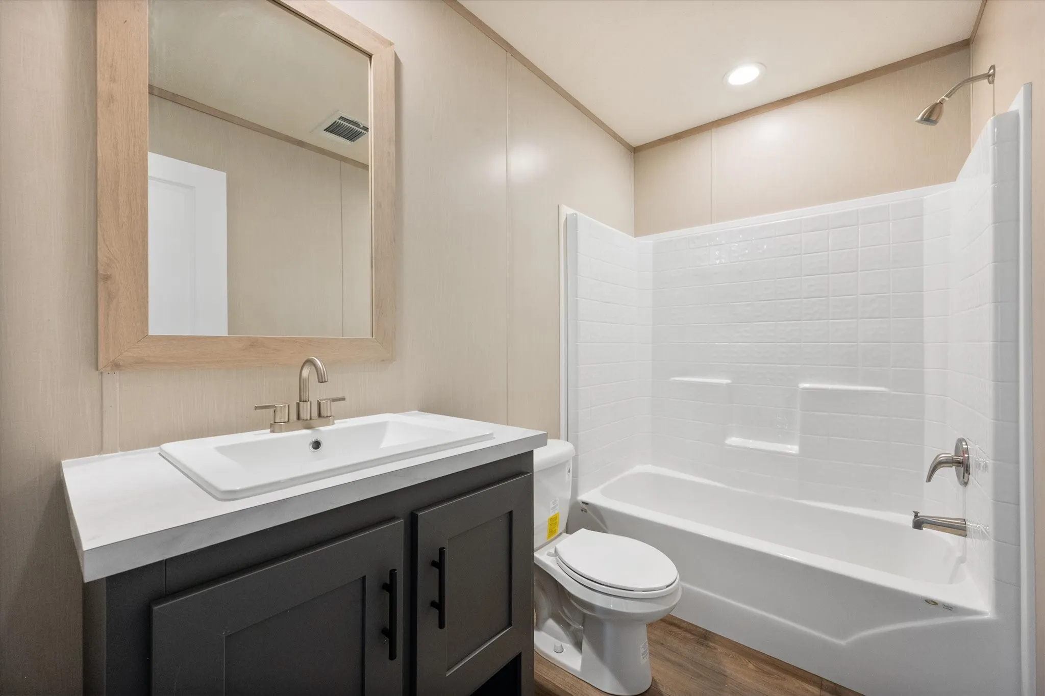 Mobile Home For Sale in Navarro County , 1499 SE CR 3135, Corsicana, Texas 75109, 3 Bedroom, 2 Bathroom, Garage spaces, 1,568 Sqft, built in 2025, mls#21072523, Real Estate Agent in Corsicana, Homes For Sale in Navarro county, Homes For Sale in Corsicana, Realtor in Corsicana Texas, Real Estate Brokerage Independent Realty Texas, Luminita Cordes Realtor