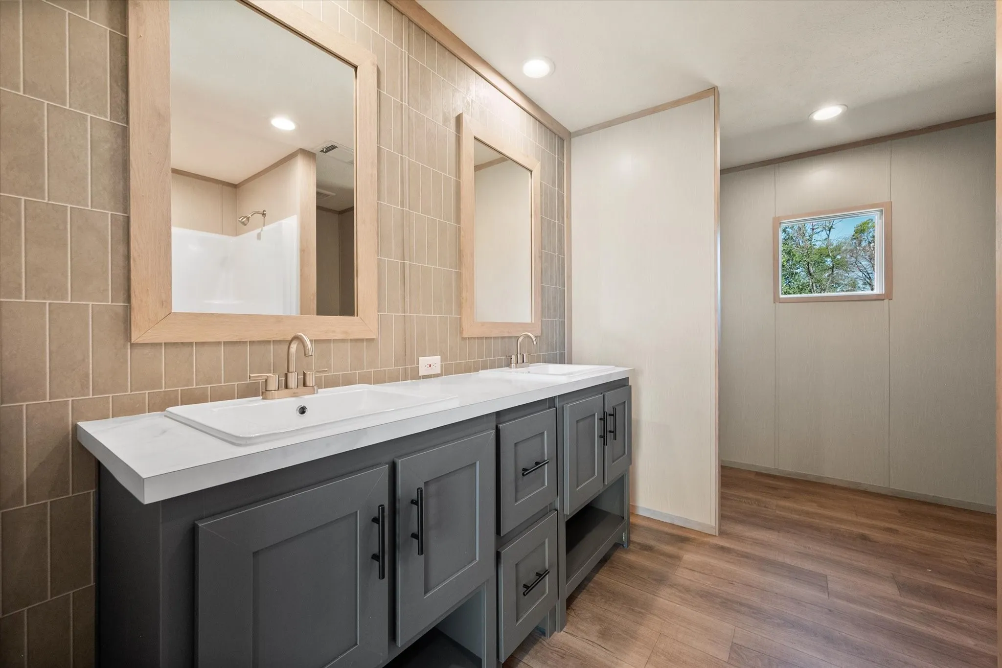 Mobile Home For Sale in Navarro County , 1499 SE CR 3135, Corsicana, Texas 75109, 3 Bedroom, 2 Bathroom, Garage spaces, 1,568 Sqft, built in 2025, mls#21072523, Real Estate Agent in Corsicana, Homes For Sale in Navarro county, Homes For Sale in Corsicana, Realtor in Corsicana Texas, Real Estate Brokerage Independent Realty Texas, Luminita Cordes Realtor