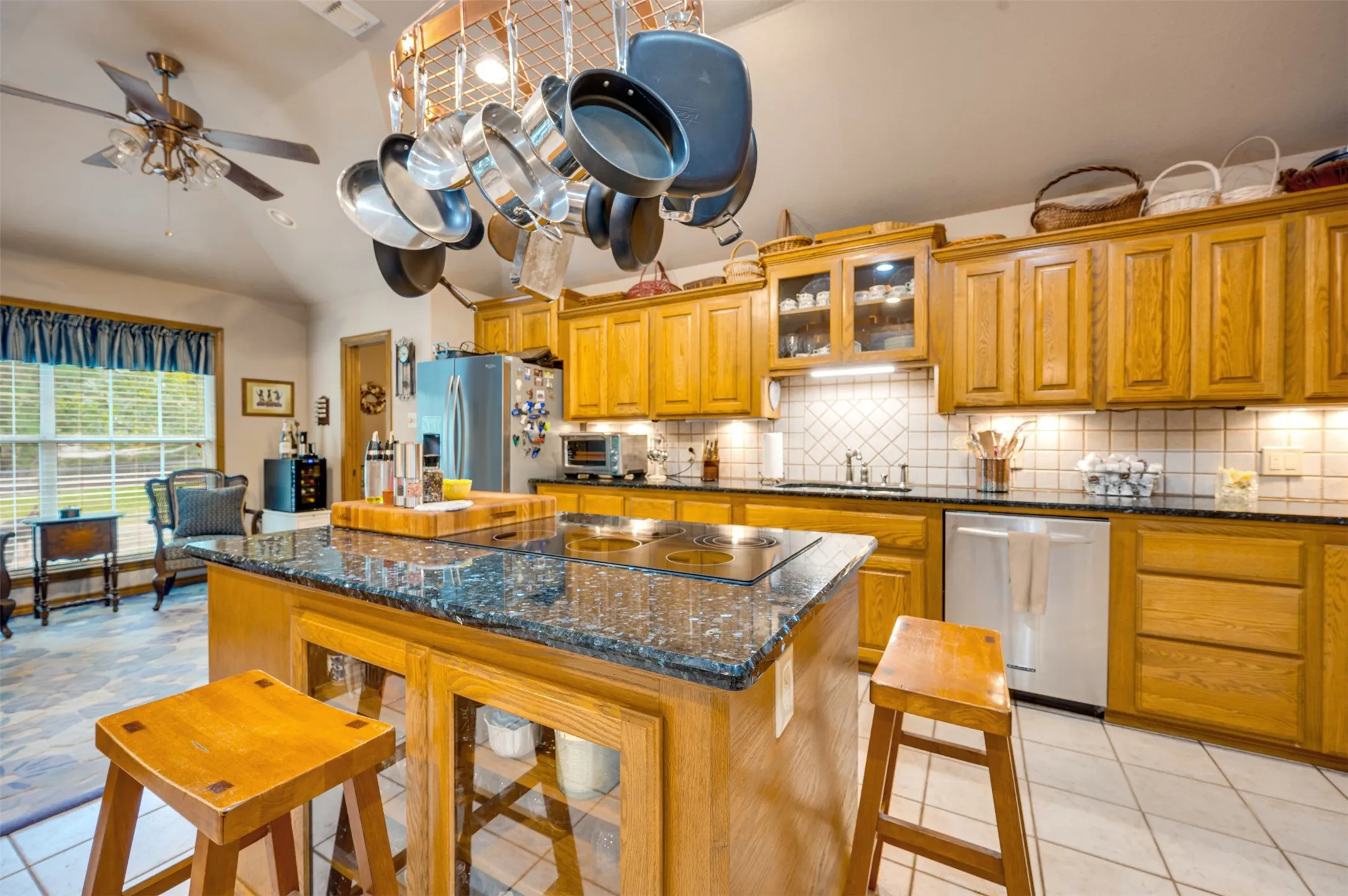 Farm For Sale in Anderson County , 3269 An County Road 153, Palestine, Texas 75801, 2 Bedroom, 3 Bathroom, 2 Garage spaces, 2,004 Sqft, built in 2006, mls#21072603, Real Estate Agent in Palestine, Homes For Sale in Anderson county, Homes For Sale in Palestine, Realtor in Palestine Texas, Real Estate Brokerage Independent Realty Texas, Luminita Cordes Realtor