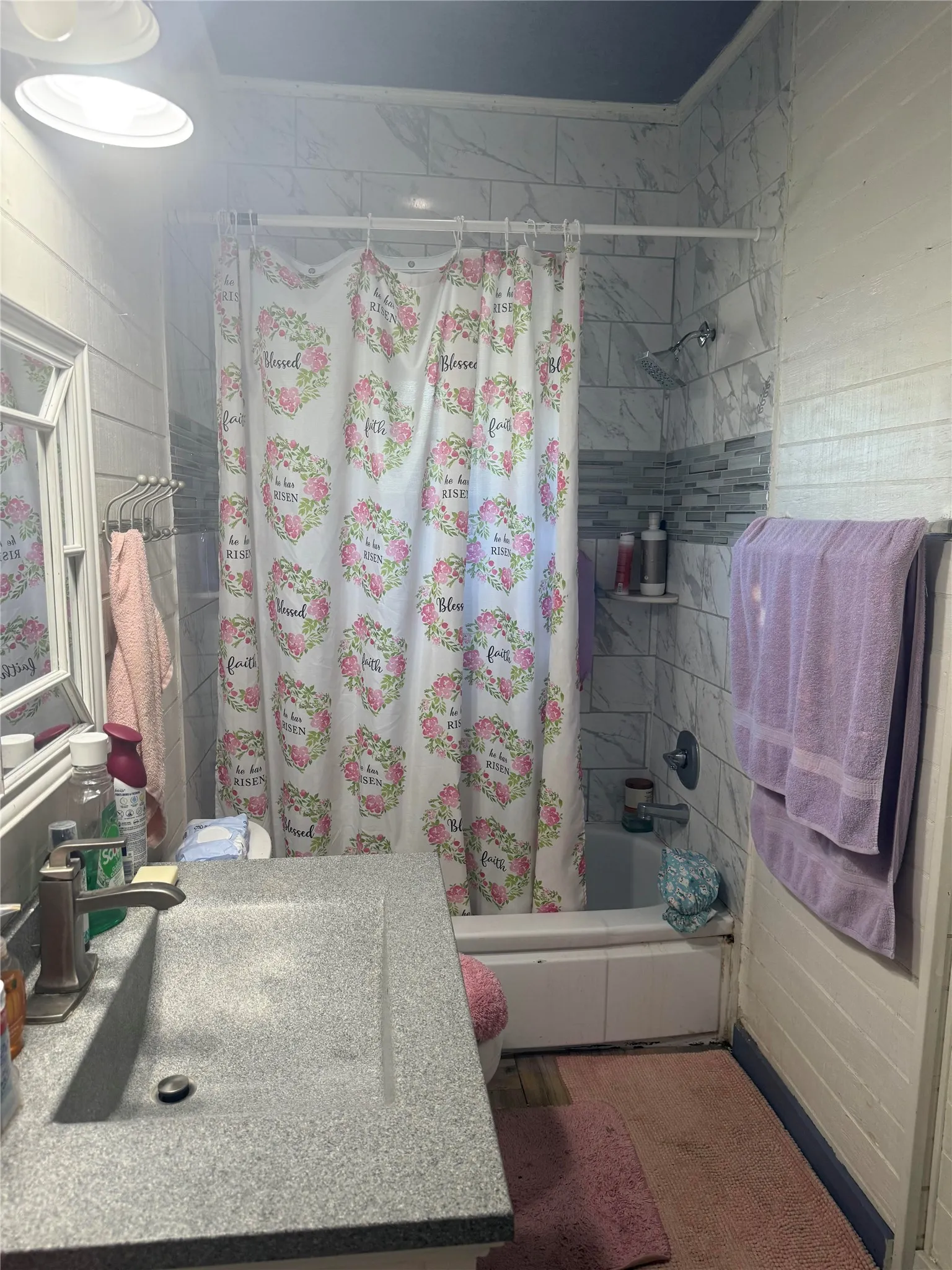 Single Family Residence For Sale in Grayson County , 801 W Walker Street, Denison, Texas 75020, 2 Bedroom, 2 Bathroom, Garage spaces, 1,458 Sqft, built in 1938, mls#21072513, Real Estate Agent in Denison, Homes For Sale in Grayson county, Homes For Sale in Denison, Realtor in Denison Texas, Real Estate Brokerage Independent Realty Texas, Luminita Cordes Realtor