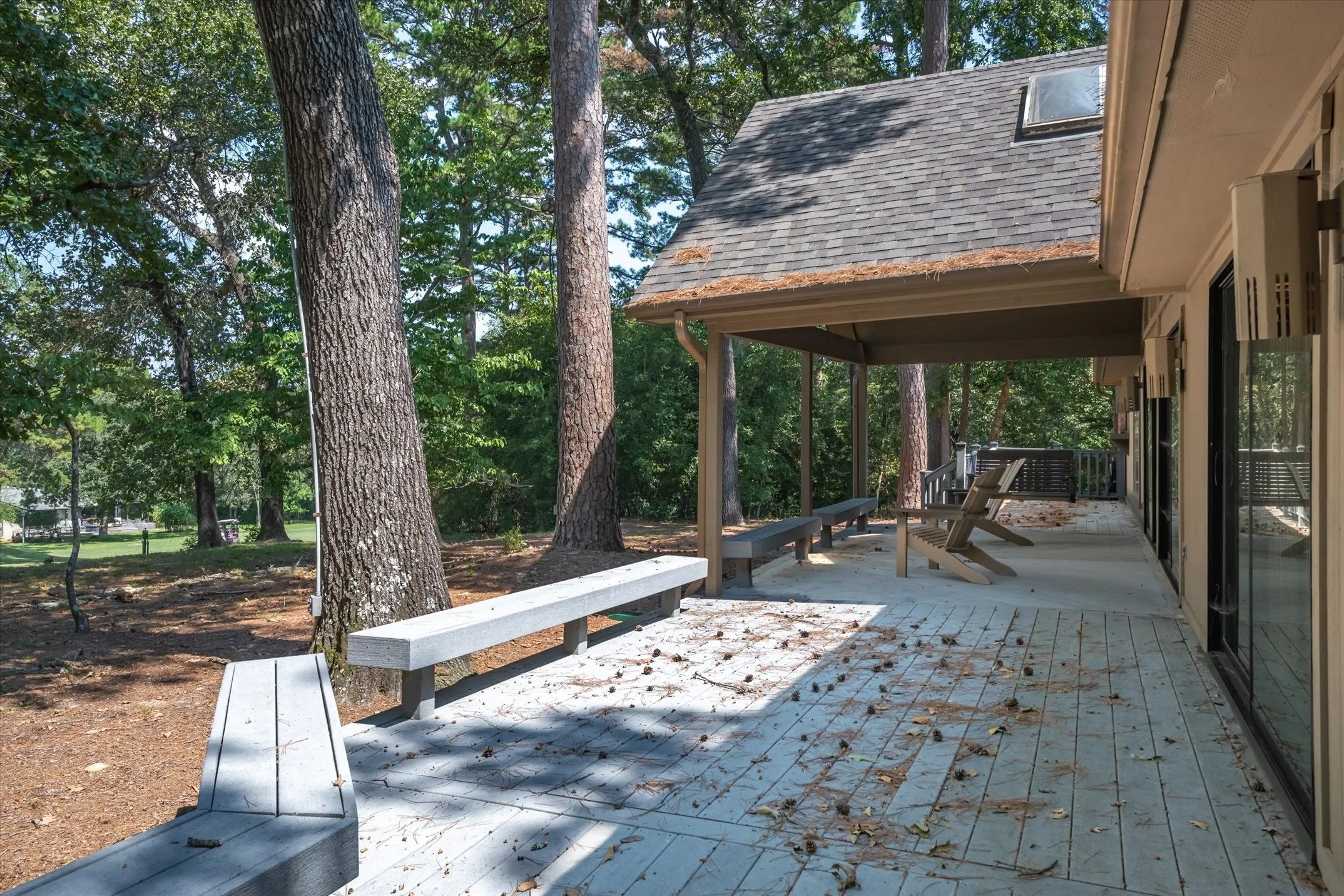 Single Family Residence For Sale in Wood County , 257 Peaceful Woods Trail, Holly Lake Ranch, Texas 75765, 3 Bedroom, 2 Bathroom, 3 Garage spaces, 1,996 Sqft, built in 1985, Preowned, mls#21063913, Real Estate Agent in Holly Lake Ranch, Homes For Sale in Wood county, Homes For Sale in Holly Lake Ranch, Realtor in Holly Lake Ranch Texas, Real Estate Brokerage Independent Realty Texas, Luminita Cordes Realtor