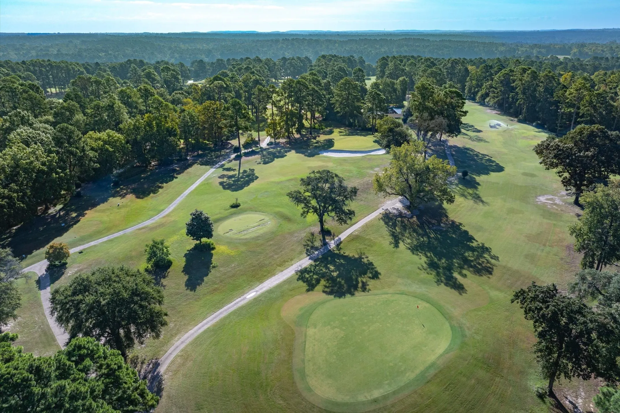 Single Family Residence For Sale in Wood County , 257 Peaceful Woods Trail, Holly Lake Ranch, Texas 75765, 3 Bedroom, 2 Bathroom, 3 Garage spaces, 1,996 Sqft, built in 1985, Preowned, mls#21063913, Real Estate Agent in Holly Lake Ranch, Homes For Sale in Wood county, Homes For Sale in Holly Lake Ranch, Realtor in Holly Lake Ranch Texas, Real Estate Brokerage Independent Realty Texas, Luminita Cordes Realtor