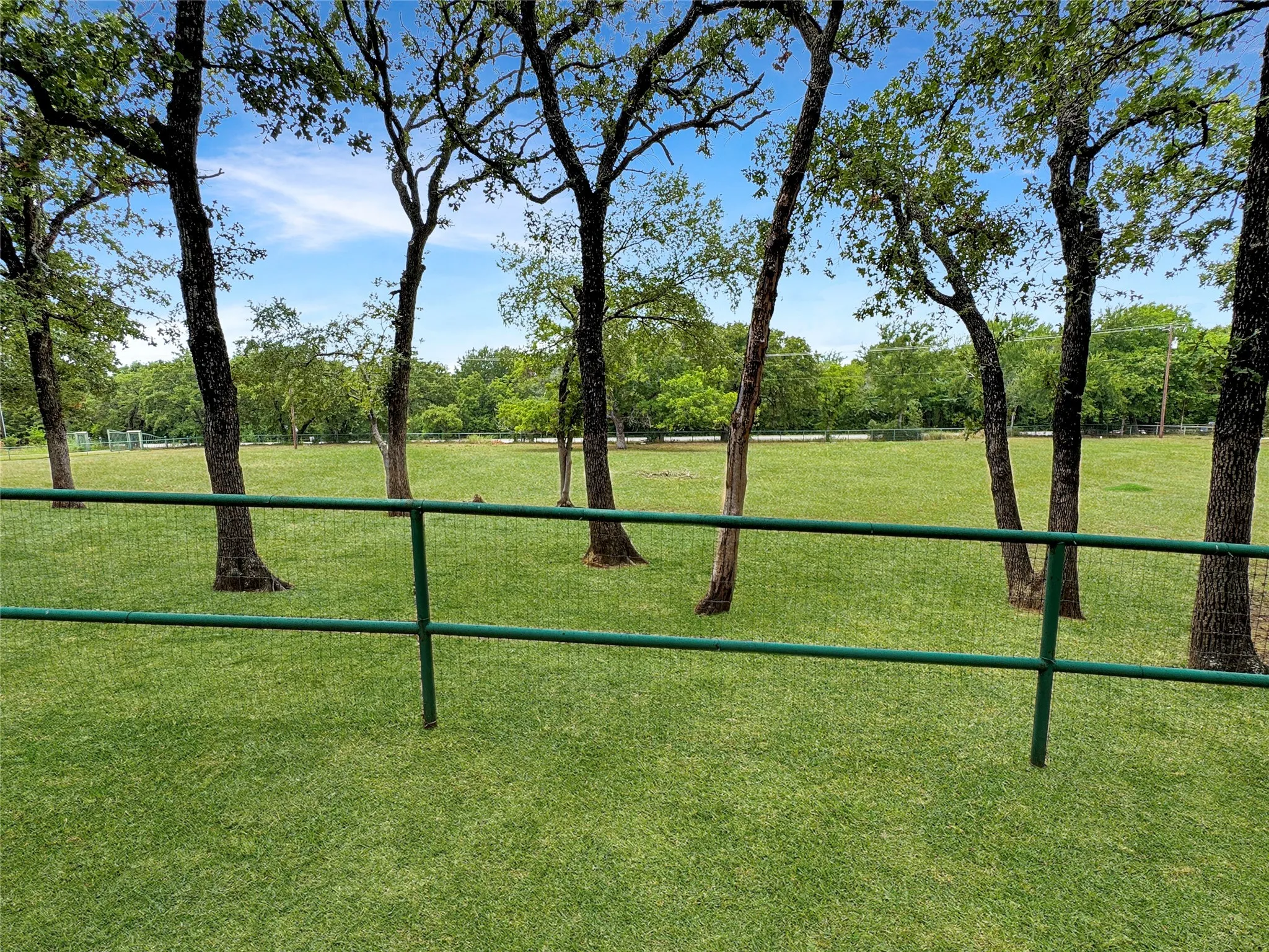 Single Family Residence For Sale in Denton County , 6565 Rockridge Trail, Aubrey, Texas 76227, 4 Bedroom, 6 Bathroom, 3 Garage spaces, 6,595 Sqft, built in 2010, mls#21073173, Real Estate Agent in Aubrey, Homes For Sale in Denton county, Homes For Sale in Aubrey, Realtor in Aubrey Texas, Real Estate Brokerage Independent Realty Texas, Luminita Cordes Realtor