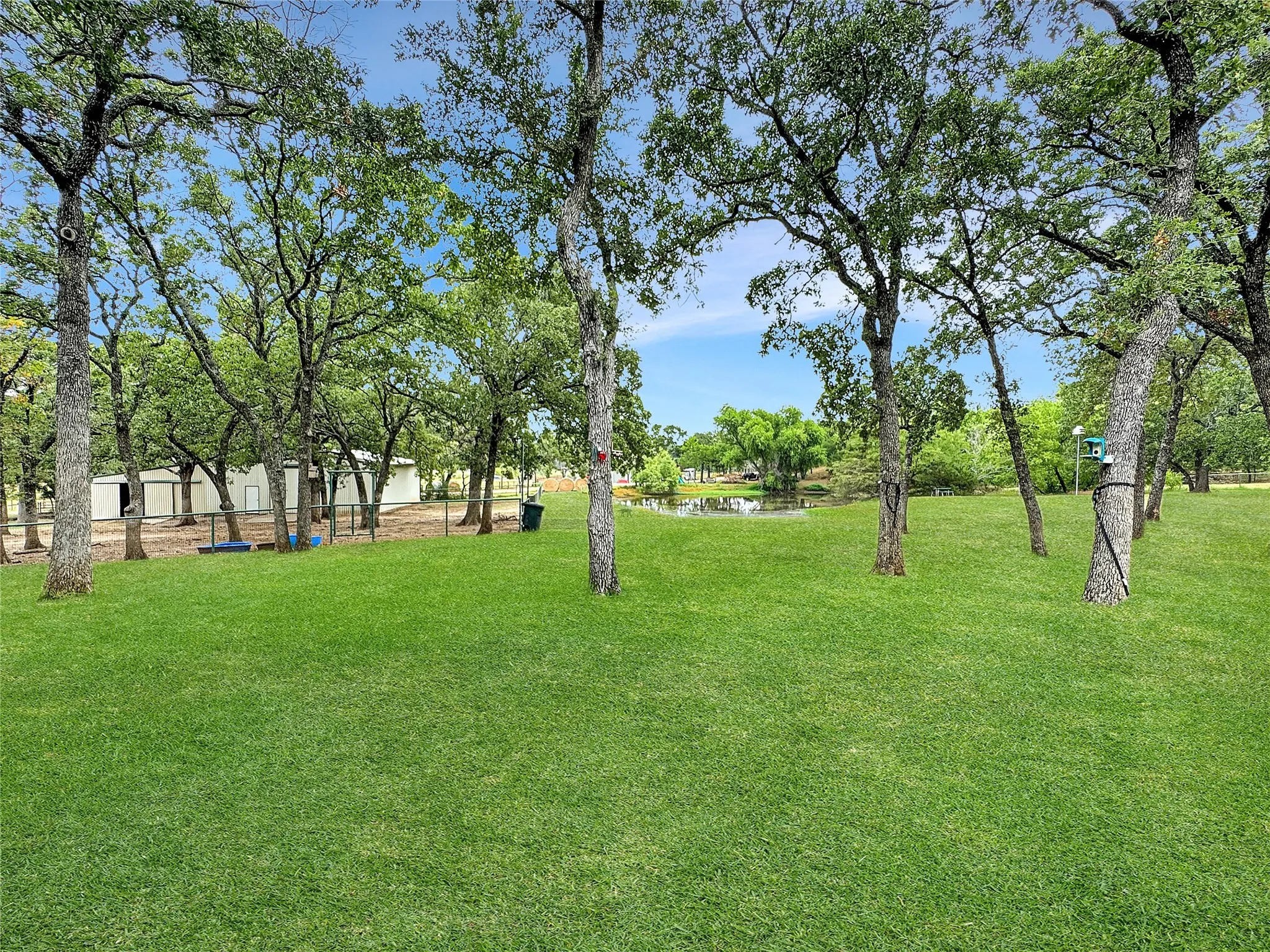 Single Family Residence For Sale in Denton County , 6565 Rockridge Trail, Aubrey, Texas 76227, 4 Bedroom, 6 Bathroom, 3 Garage spaces, 6,595 Sqft, built in 2010, mls#21073173, Real Estate Agent in Aubrey, Homes For Sale in Denton county, Homes For Sale in Aubrey, Realtor in Aubrey Texas, Real Estate Brokerage Independent Realty Texas, Luminita Cordes Realtor