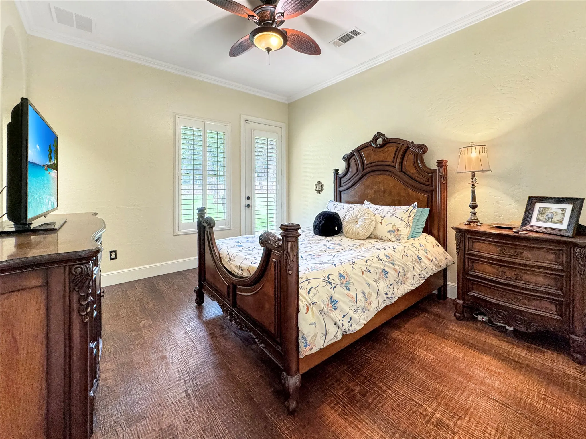 Single Family Residence For Sale in Denton County , 6565 Rockridge Trail, Aubrey, Texas 76227, 4 Bedroom, 6 Bathroom, 3 Garage spaces, 6,595 Sqft, built in 2010, mls#21073173, Real Estate Agent in Aubrey, Homes For Sale in Denton county, Homes For Sale in Aubrey, Realtor in Aubrey Texas, Real Estate Brokerage Independent Realty Texas, Luminita Cordes Realtor