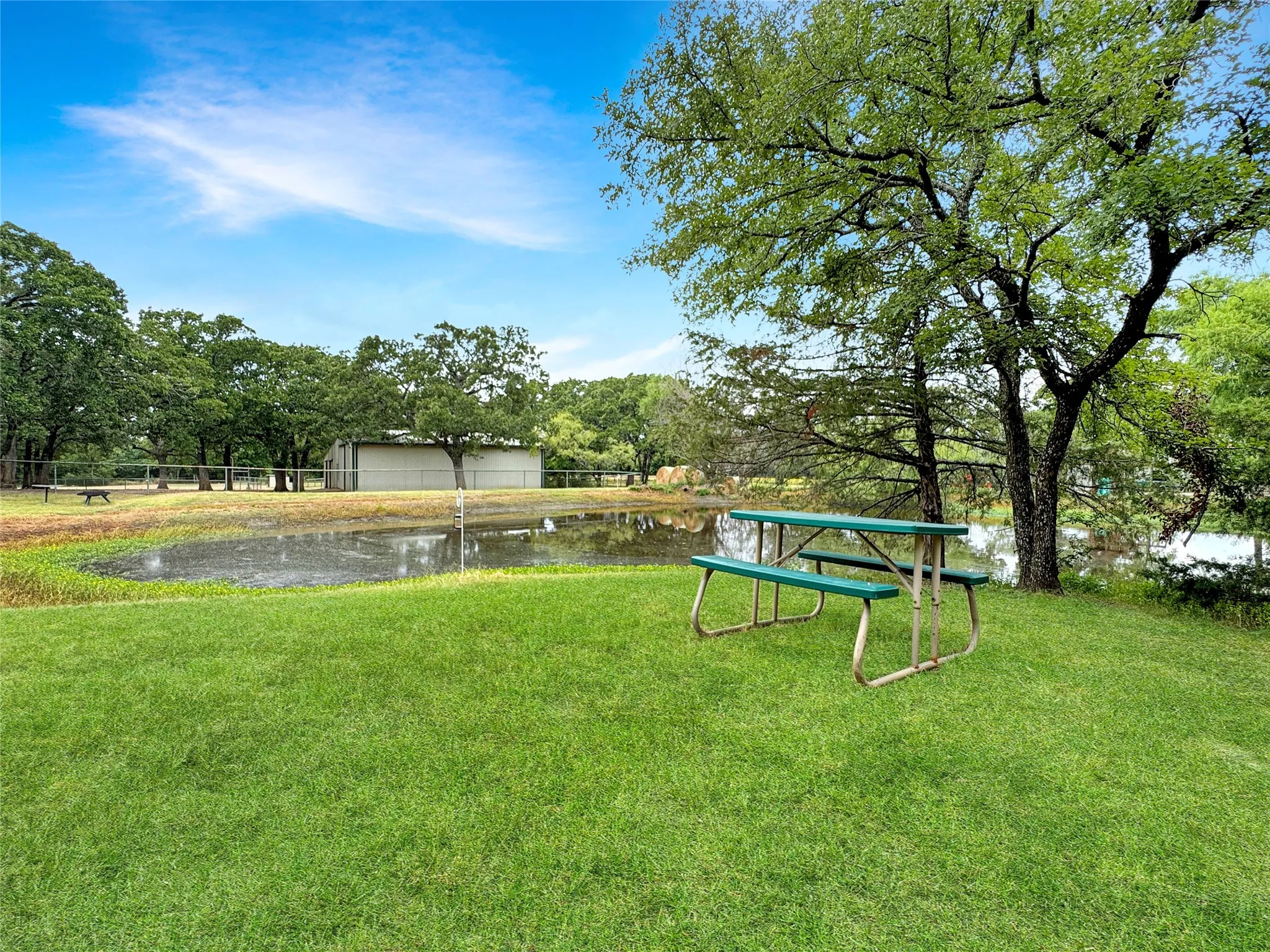 Single Family Residence For Sale in Denton County , 6565 Rockridge Trail, Aubrey, Texas 76227, 4 Bedroom, 6 Bathroom, 3 Garage spaces, 6,595 Sqft, built in 2010, mls#21073173, Real Estate Agent in Aubrey, Homes For Sale in Denton county, Homes For Sale in Aubrey, Realtor in Aubrey Texas, Real Estate Brokerage Independent Realty Texas, Luminita Cordes Realtor