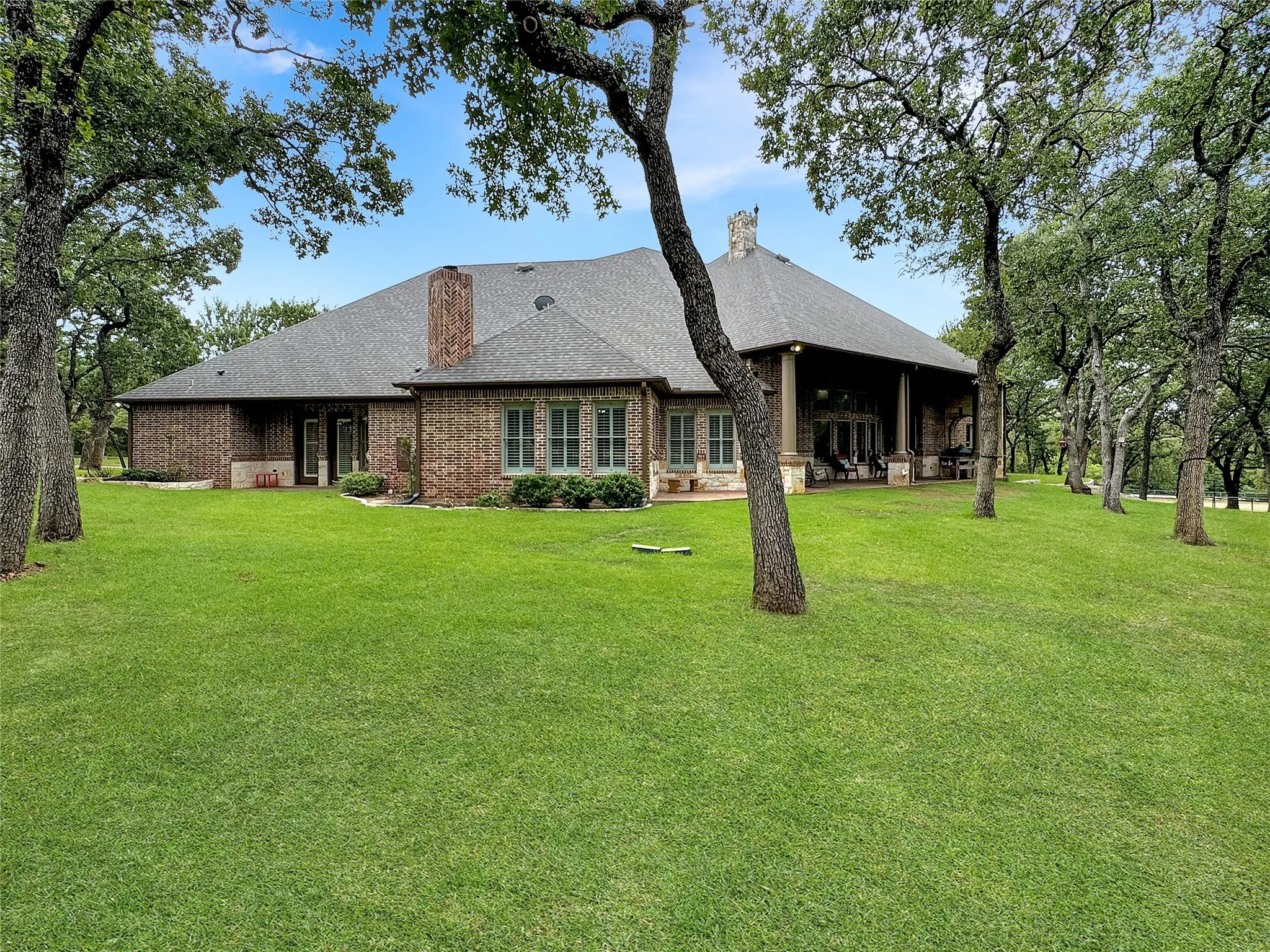 Single Family Residence For Sale in Denton County , 6565 Rockridge Trail, Aubrey, Texas 76227, 4 Bedroom, 6 Bathroom, 3 Garage spaces, 6,595 Sqft, built in 2010, mls#21073173, Real Estate Agent in Aubrey, Homes For Sale in Denton county, Homes For Sale in Aubrey, Realtor in Aubrey Texas, Real Estate Brokerage Independent Realty Texas, Luminita Cordes Realtor