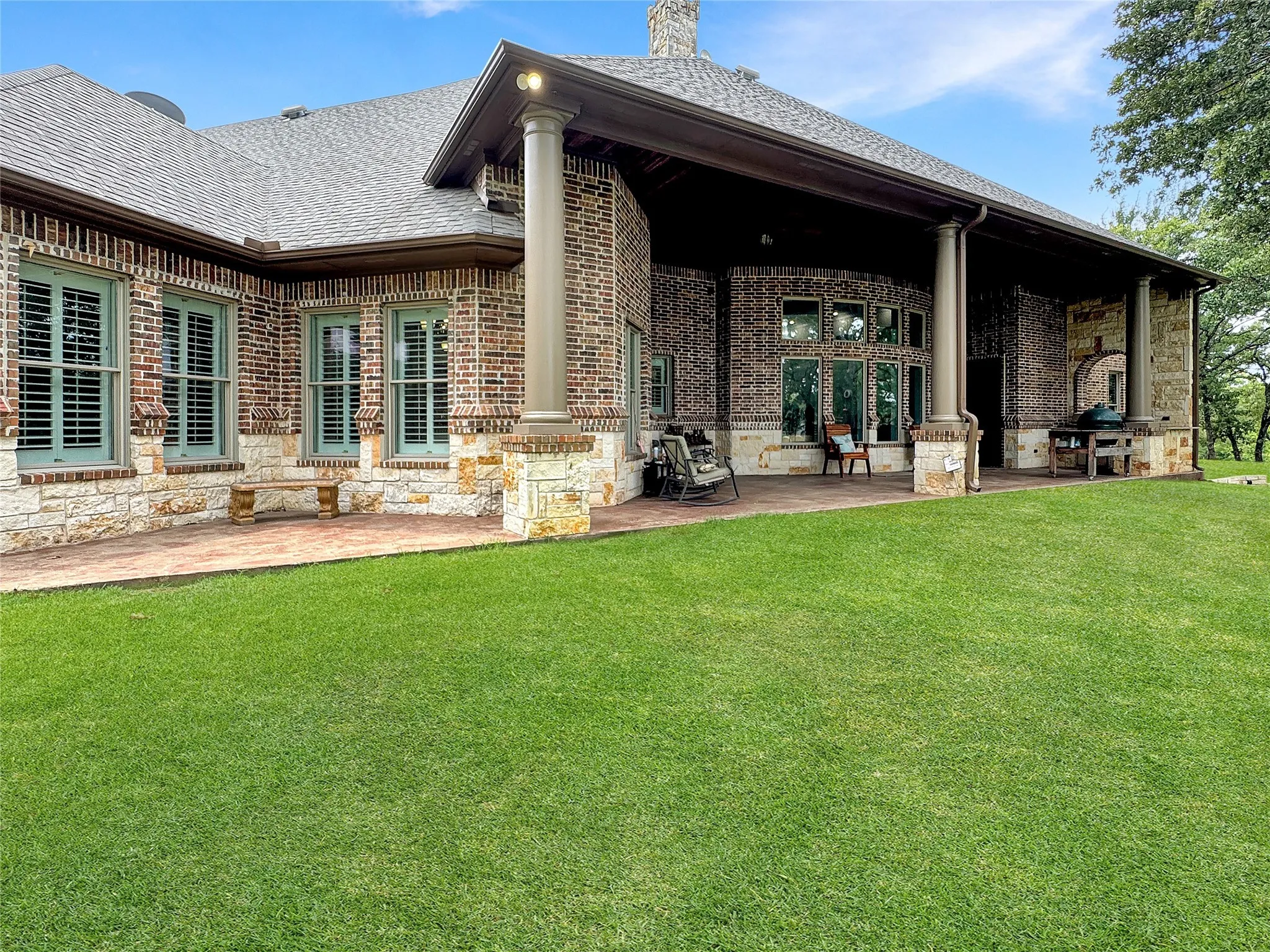 Single Family Residence For Sale in Denton County , 6565 Rockridge Trail, Aubrey, Texas 76227, 4 Bedroom, 6 Bathroom, 3 Garage spaces, 6,595 Sqft, built in 2010, mls#21073173, Real Estate Agent in Aubrey, Homes For Sale in Denton county, Homes For Sale in Aubrey, Realtor in Aubrey Texas, Real Estate Brokerage Independent Realty Texas, Luminita Cordes Realtor