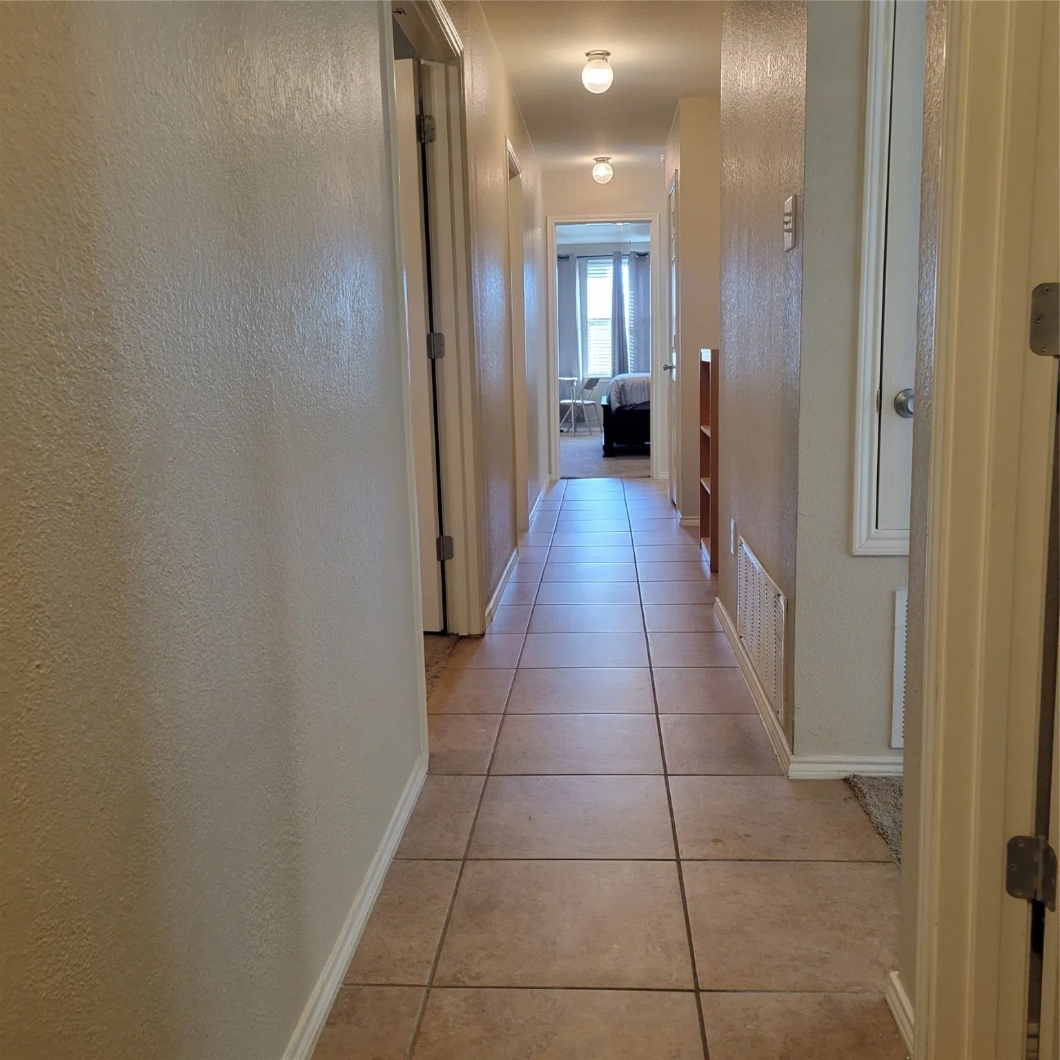 Hallway to all rooms
