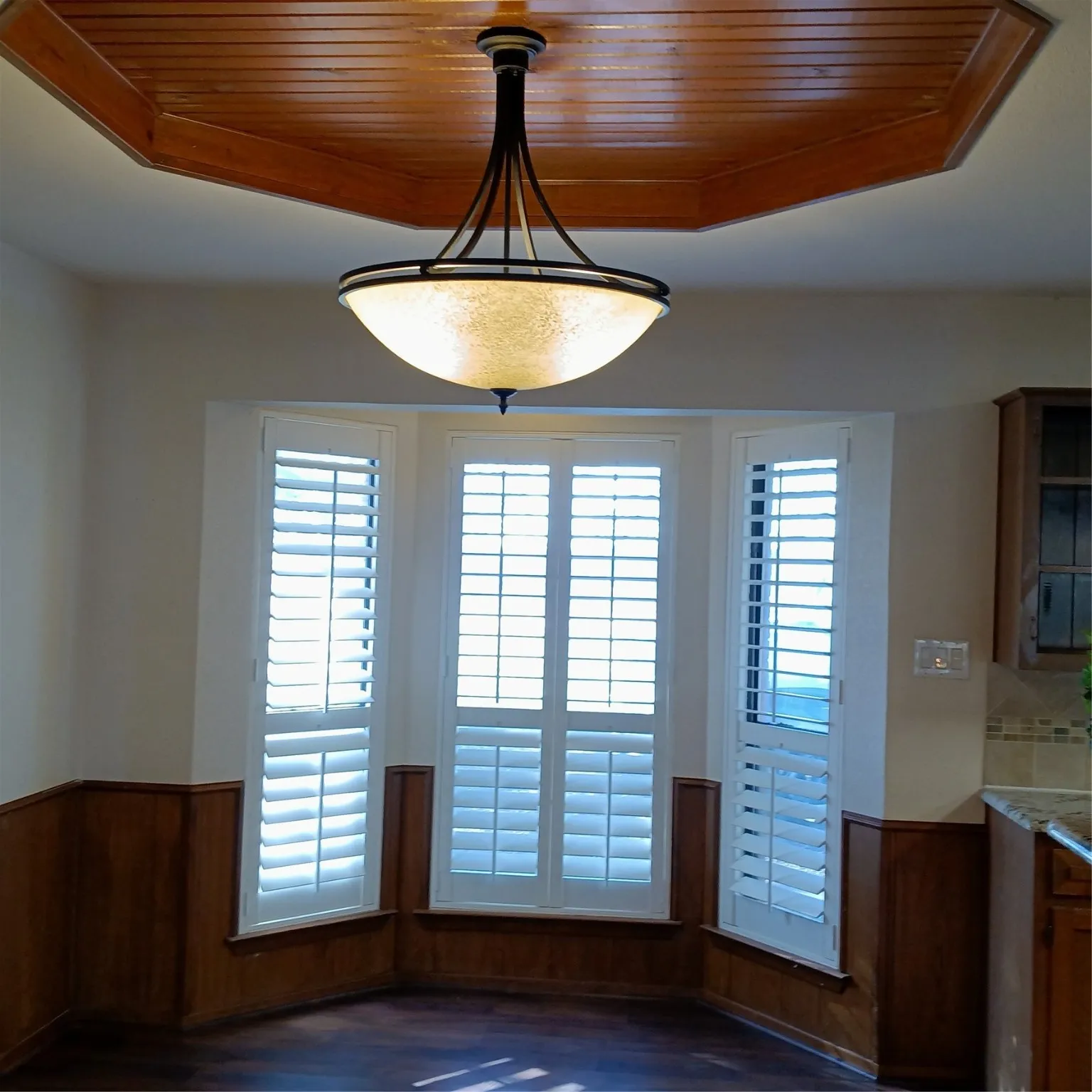 Single Family Residence For Rent in Collin County , 2030 Milrany Lane, Melissa, Texas 75454, 3 Bedroom, 3 Bathroom, Garage spaces, 1,939 Sqft, built in 1982, Preowned, mls#21073396, Real Estate Agent in Melissa, Homes For Rent in Collin county, Homes For Rent in Melissa, Realtor in Melissa Texas, Real Estate Brokerage Independent Realty Texas, Luminita Cordes Realtor