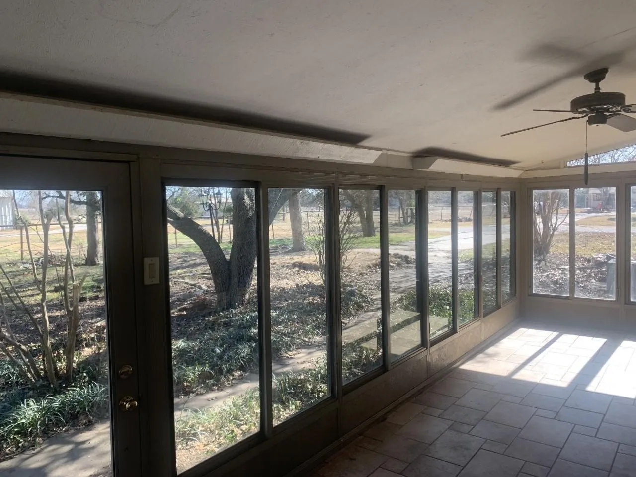 Single Family Residence For Rent in Collin County , 2030 Milrany Lane, Melissa, Texas 75454, 3 Bedroom, 3 Bathroom, Garage spaces, 1,939 Sqft, built in 1982, Preowned, mls#21073396, Real Estate Agent in Melissa, Homes For Rent in Collin county, Homes For Rent in Melissa, Realtor in Melissa Texas, Real Estate Brokerage Independent Realty Texas, Luminita Cordes Realtor