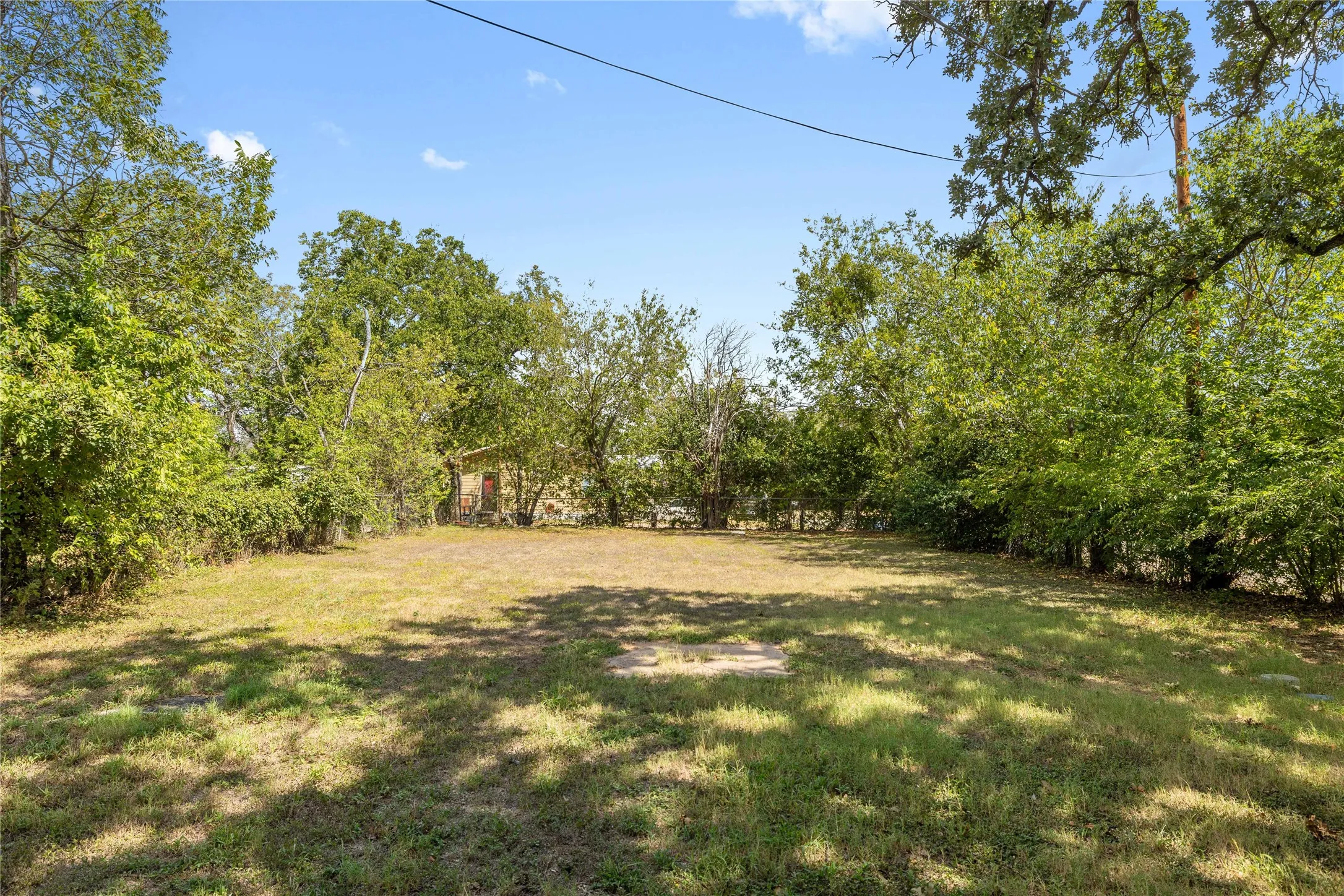 Single Family Residence For Sale in Brown County , 1620 Vincent Street, Brownwood, Texas 76801, 3 Bedroom, 1 Bathroom, Garage spaces, 1,343 Sqft, built in 2023, Preowned, mls#21073481, Real Estate Agent in Brownwood, Homes For Sale in Brown county, Homes For Sale in Brownwood, Realtor in Brownwood Texas, Real Estate Brokerage Independent Realty Texas, Luminita Cordes Realtor
