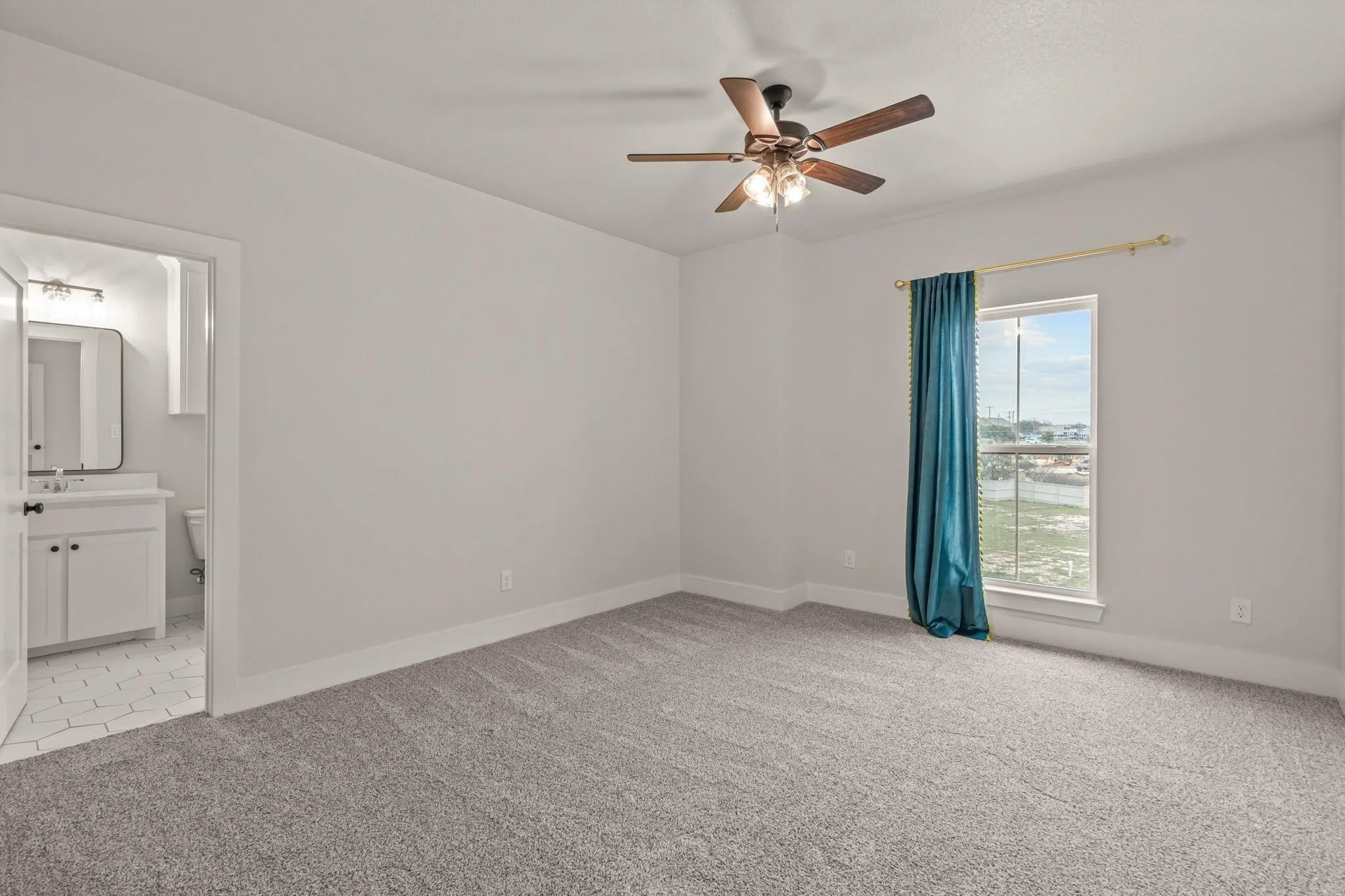 Townhouse For Rent in Parker County , 109 Maddox Place, Aledo, Texas 76008, 4 Bedroom, 4 Bathroom, 2 Garage spaces, 2,534 Sqft, built in 2021, mls#21073633, Real Estate Agent in Aledo, Homes For Rent in Parker county, Homes For Rent in Aledo, Realtor in Aledo Texas, Real Estate Brokerage Independent Realty Texas, Luminita Cordes Realtor