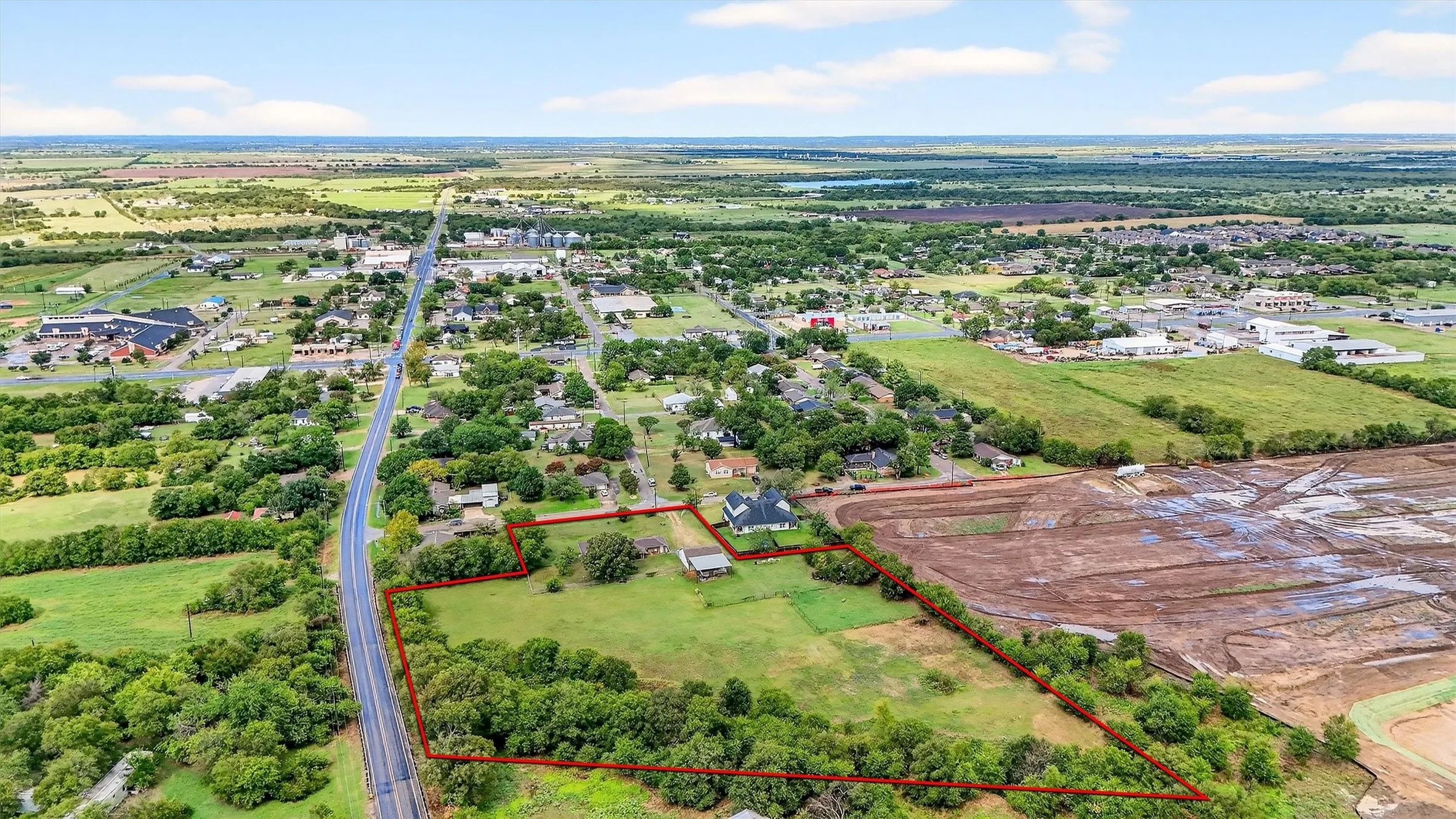 Improved Land For Sale in Grayson County , 102 N 9 th Street, Gunter, Texas 75058, 0, 0, Garage spaces, 0 Sqft, built in 1985, mls#21070158, Real Estate Agent in Gunter, Homes For Sale in Grayson county, Homes For Sale in Gunter, Realtor in Gunter Texas, Real Estate Brokerage Independent Realty Texas, Luminita Cordes Realtor