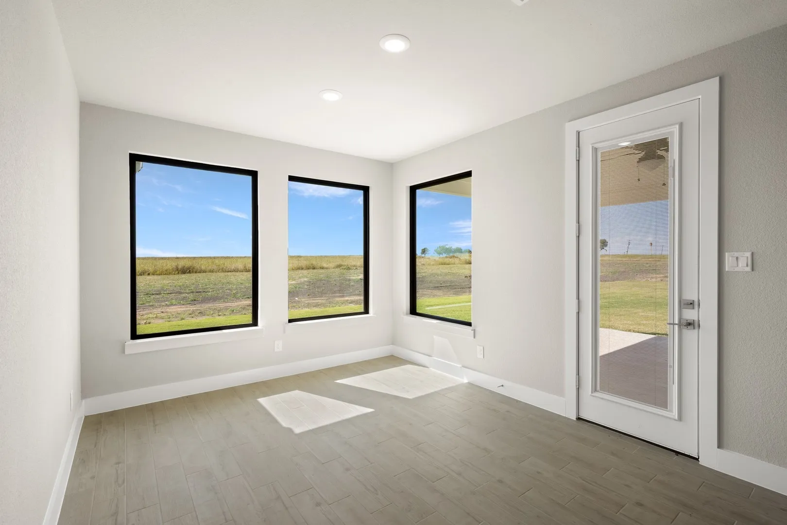 2930 Stella Rose- DIning-8717