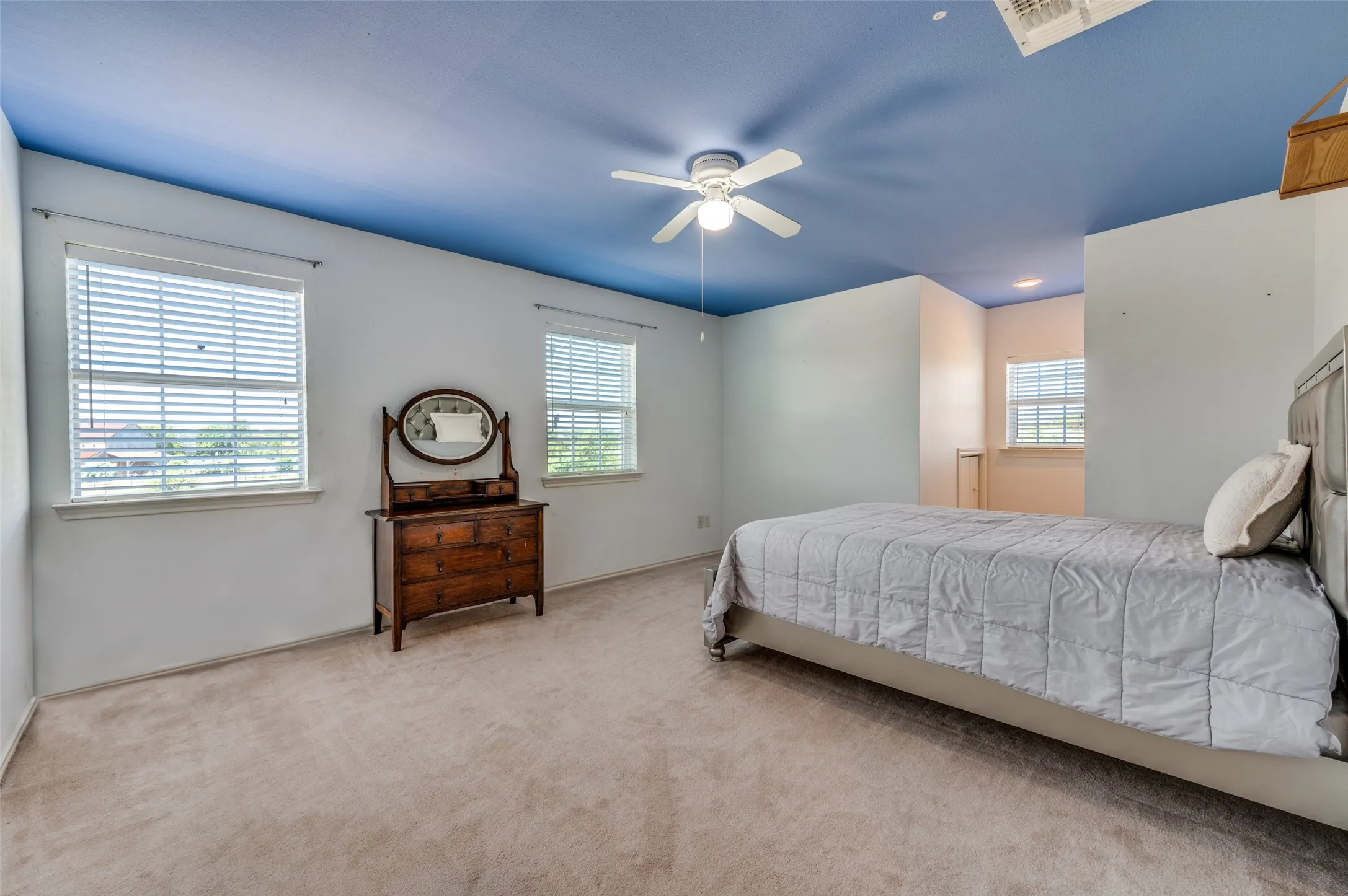 Single Family Residence For Sale in Collin County , 7889 County Road 134, Celina, Texas 75009, 3 Bedroom, 3 Bathroom, 4 Garage spaces, 3,334 Sqft, built in 2002, Preowned, mls#21071332, Real Estate Agent in Celina, Homes For Sale in Collin county, Homes For Sale in Celina, Realtor in Celina Texas, Real Estate Brokerage Independent Realty Texas, Luminita Cordes Realtor