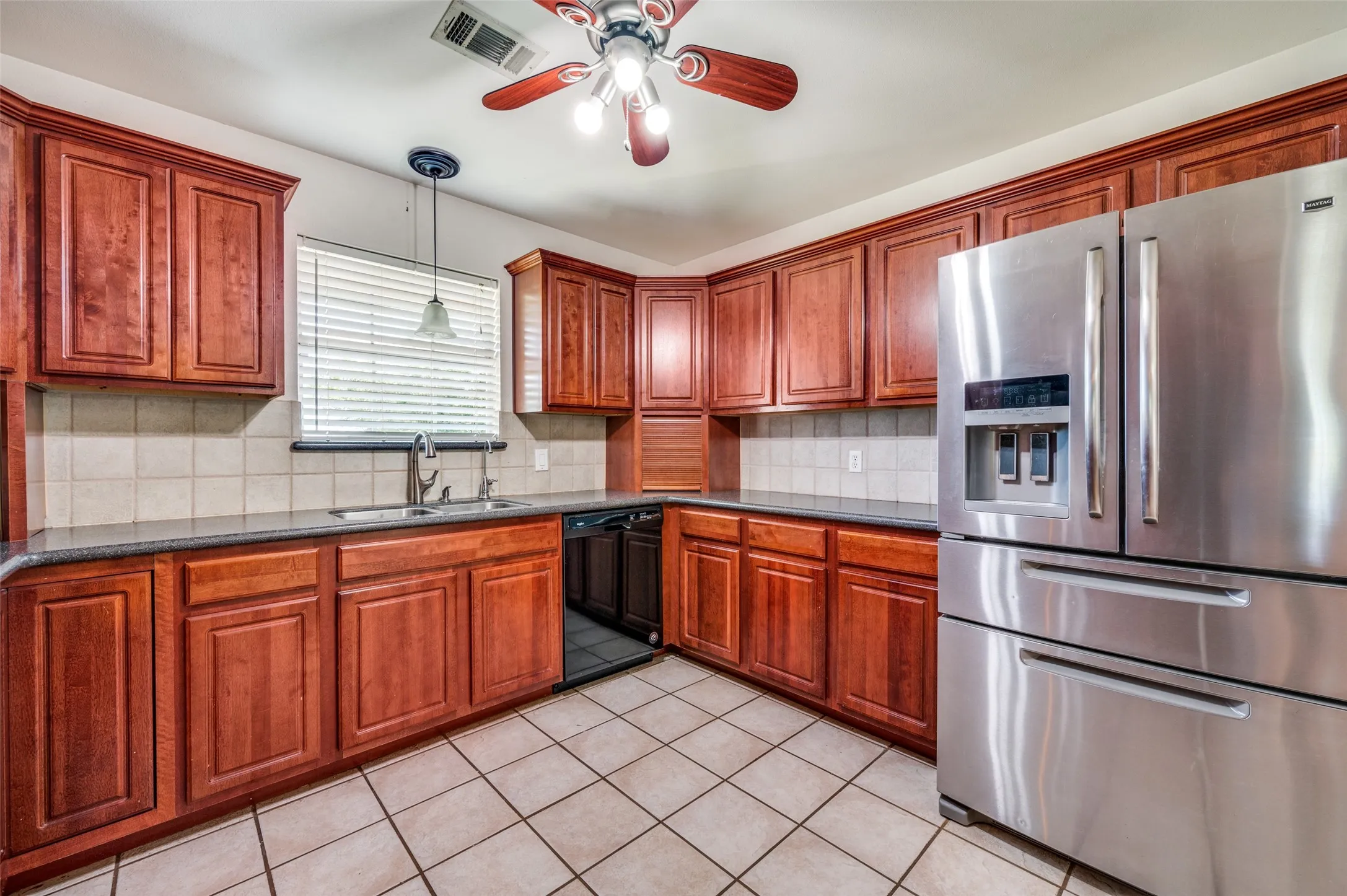 Single Family Residence For Sale in Collin County , 7889 County Road 134, Celina, Texas 75009, 3 Bedroom, 3 Bathroom, 4 Garage spaces, 3,334 Sqft, built in 2002, Preowned, mls#21071332, Real Estate Agent in Celina, Homes For Sale in Collin county, Homes For Sale in Celina, Realtor in Celina Texas, Real Estate Brokerage Independent Realty Texas, Luminita Cordes Realtor