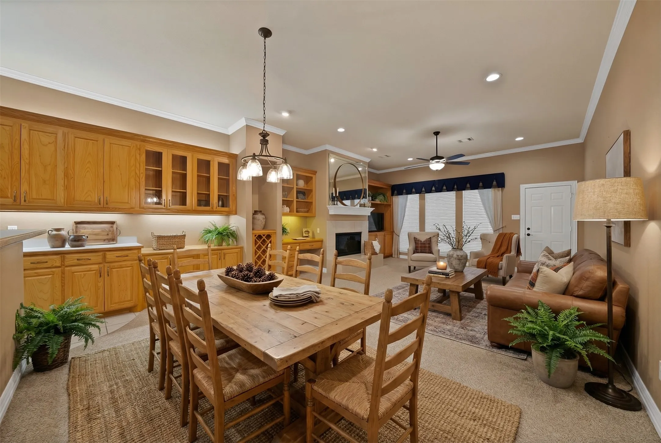 Townhouse For Sale in Tarrant County , 1220 Woodland Park Drive, Hurst, Texas 76053, 2 Bedroom, 2 Bathroom, 2 Garage spaces, 1,692 Sqft, built in 1997, mls#21071259, Real Estate Agent in Hurst, Homes For Sale in Tarrant county, Homes For Sale in Hurst, Realtor in Hurst Texas, Real Estate Brokerage Independent Realty Texas, Luminita Cordes Realtor