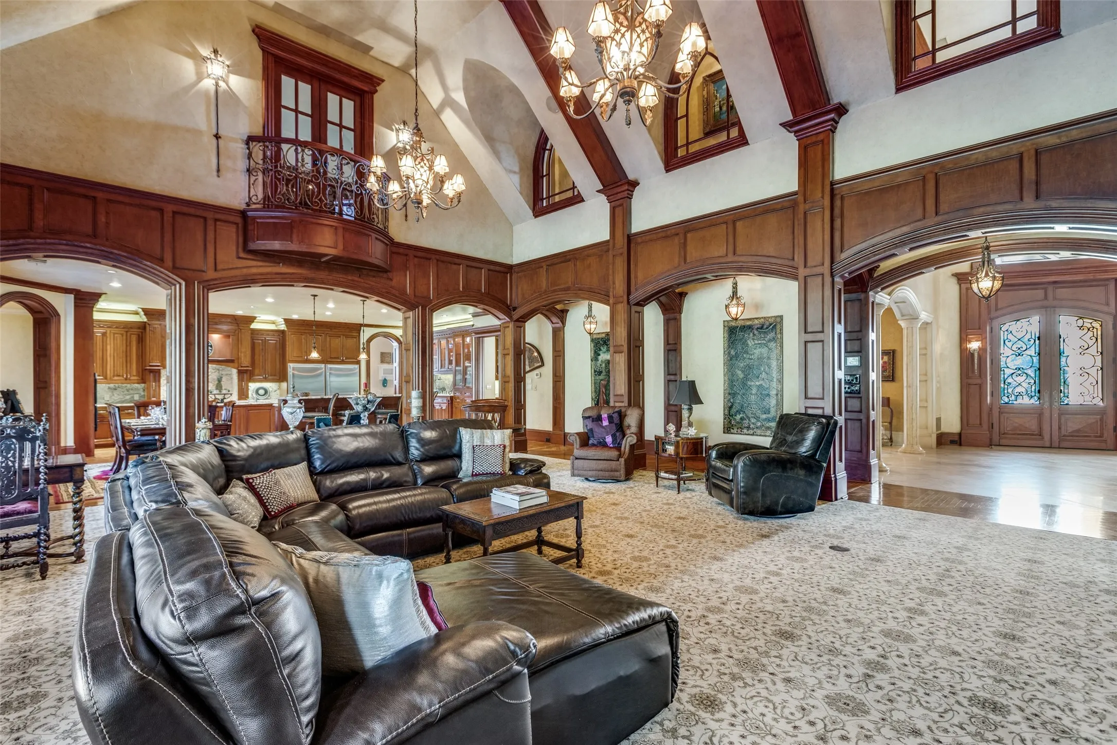 Great Room Open to Kitchen