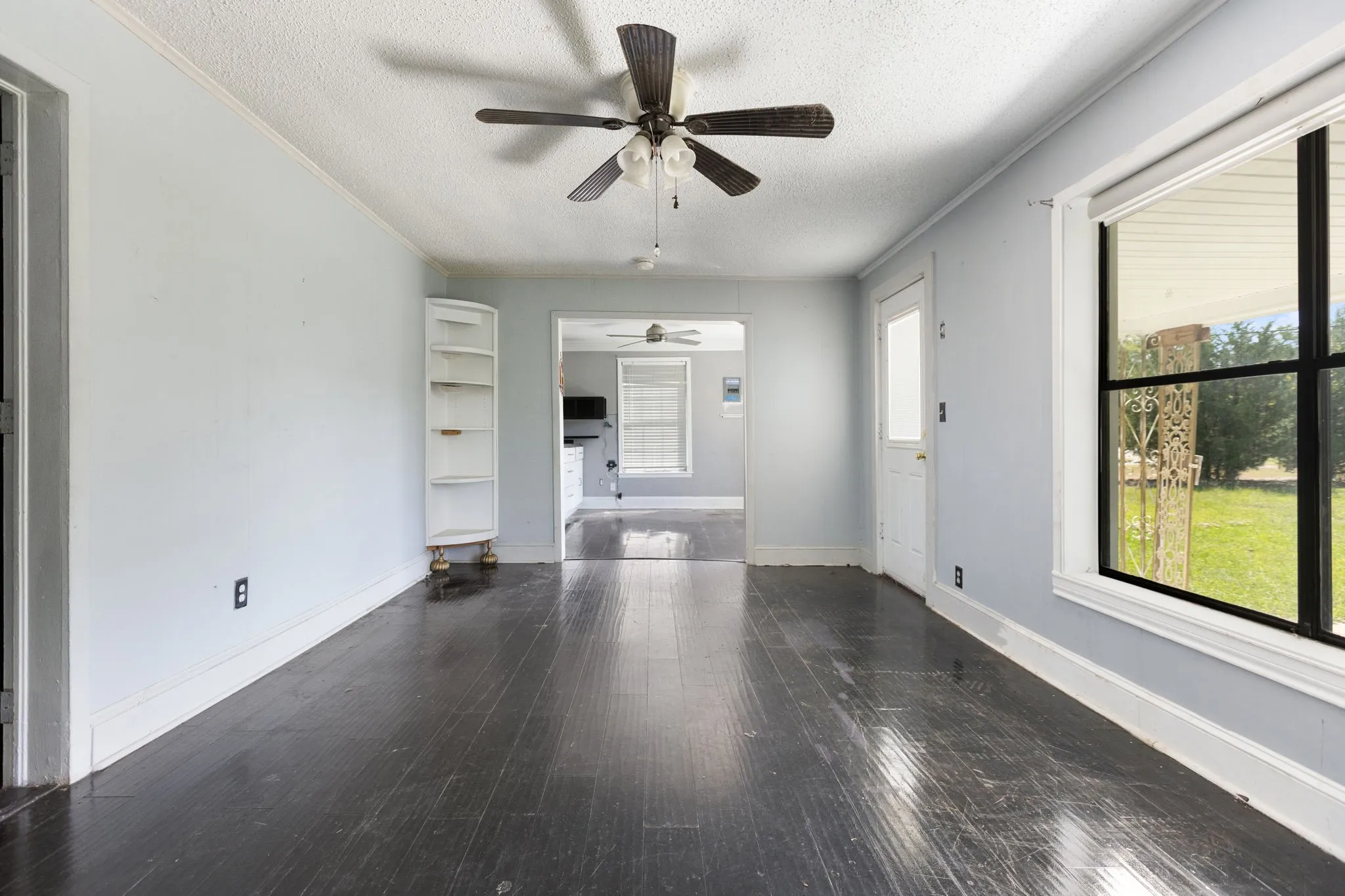 Single Family Residence For Sale in Red River (TX) County , 50 County Road 2123, Clarksville, Texas 75426, 2 Bedrooms, 1 Bathroom, Garage spaces, 1,248 Sqft, built in 1946, Price $110,000, mls#21063284, Real Estate Agent in Clarksville, Homes For Sale in Red River (TX) county, Homes For Sale in Clarksville, Realtor in Clarksville Texas, Real Estate Brokerage Independent Realty Texas, Luminita Cordes Realtor
