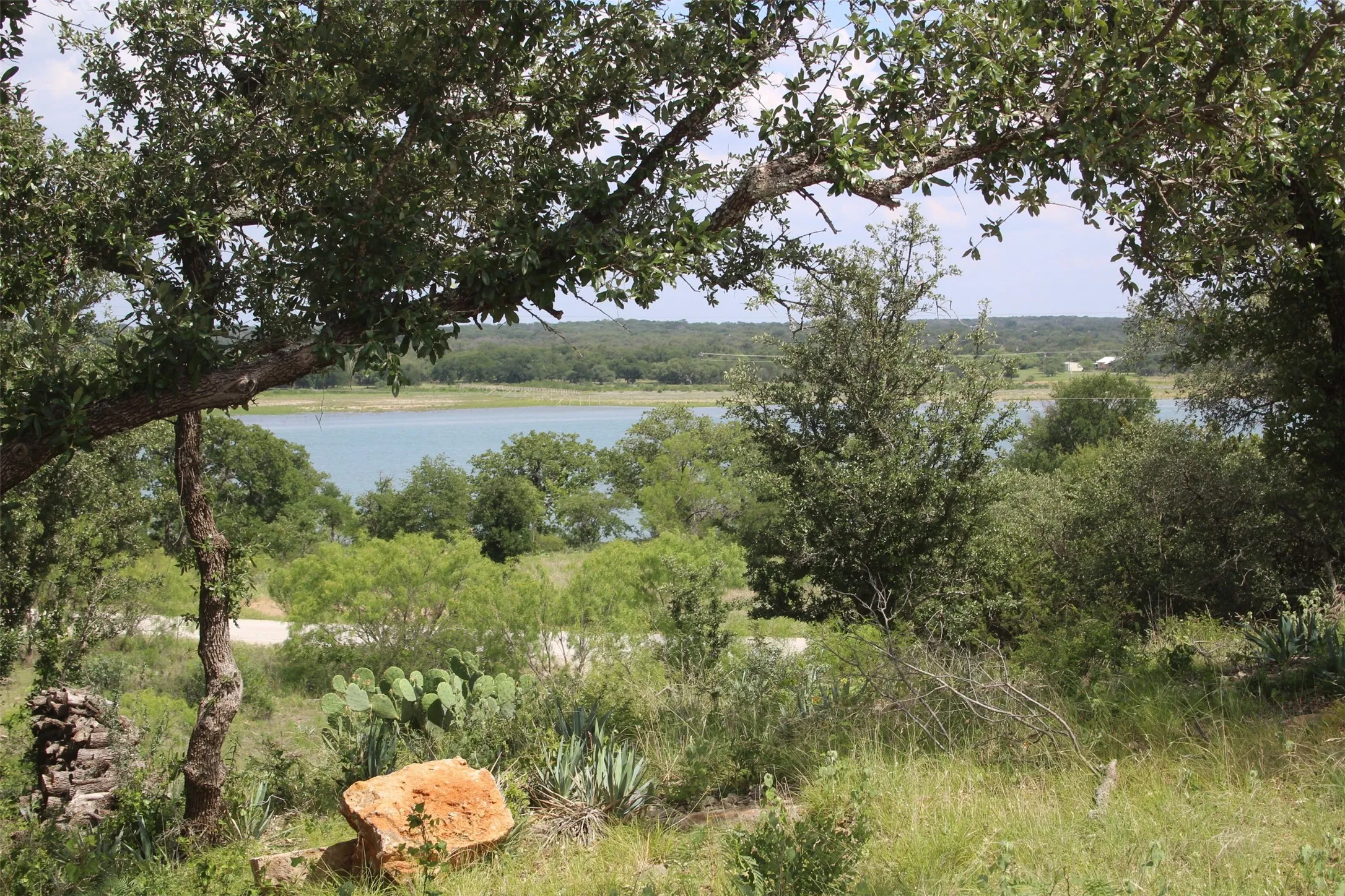 Unimproved Land For Sale in Brown County , 7543 FEATHER BAY Drive, Brownwood, Texas 76801, 0, 0, Garage spaces, 0 Sqft, built in 0, mls#21074848, Real Estate Agent in Brownwood, Homes For Sale in Brown county, Homes For Sale in Brownwood, Realtor in Brownwood Texas, Real Estate Brokerage Independent Realty Texas, Luminita Cordes Realtor