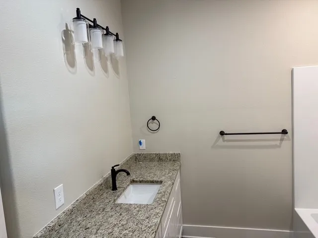 Single Family Residence For Sale in Grayson County , 309 Garland Road, Bells, Texas 75414, 3 Bedroom, 2 Bathroom, 2 Garage spaces, 1,467 Sqft, built in 2025, New Construction - Complete, mls#21074923, Real Estate Agent in Bells, Homes For Sale in Grayson county, Homes For Sale in Bells, Realtor in Bells Texas, Real Estate Brokerage Independent Realty Texas, Luminita Cordes Realtor