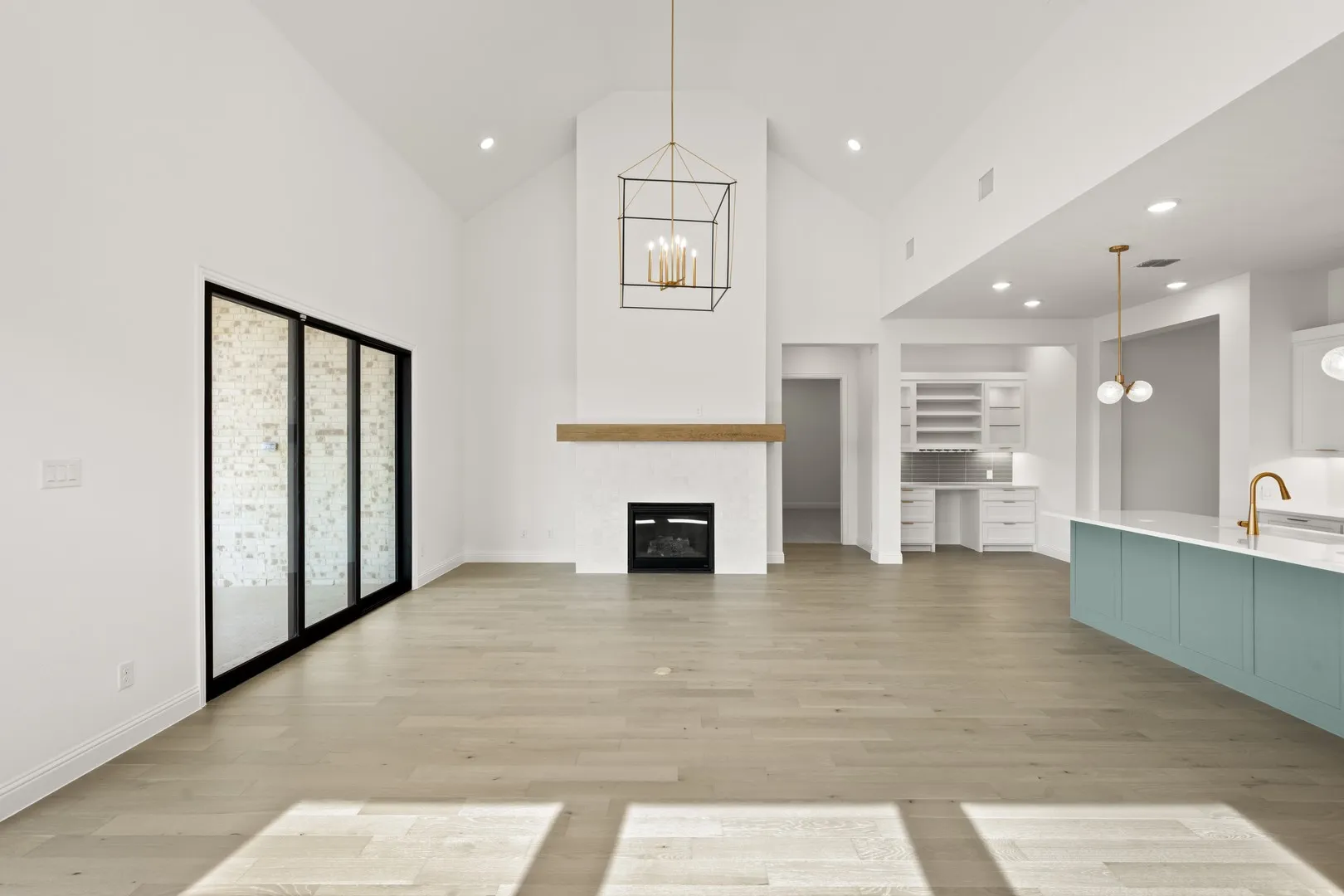 4730 Hawthorn Hills- Living Room-3