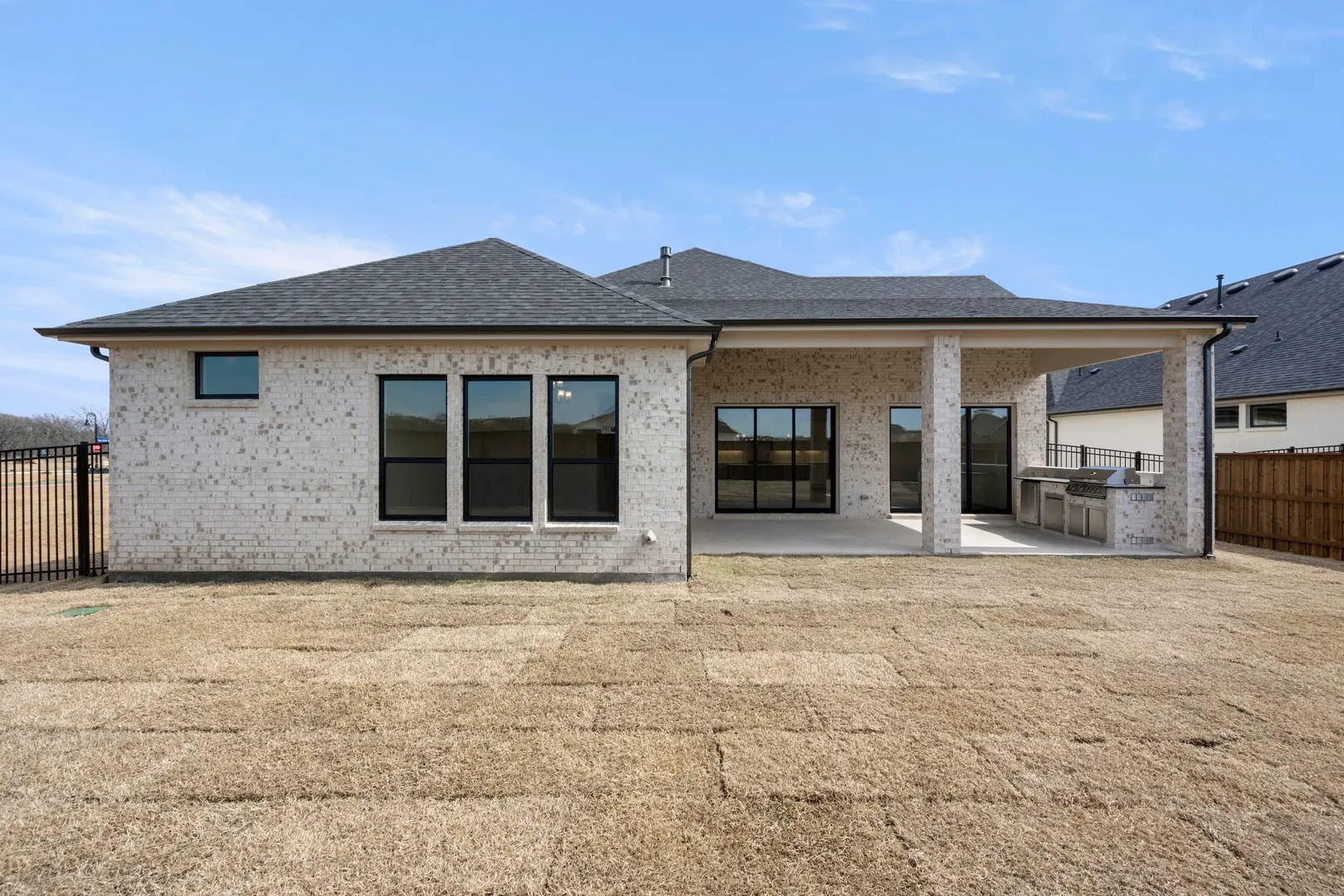 4730 Hawthorn Hills- BackNG-2