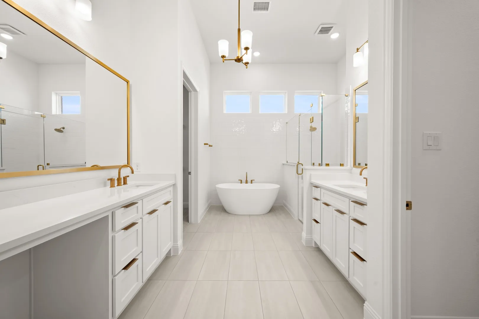 4730 Hawthorn Hills- Primary Suite-3