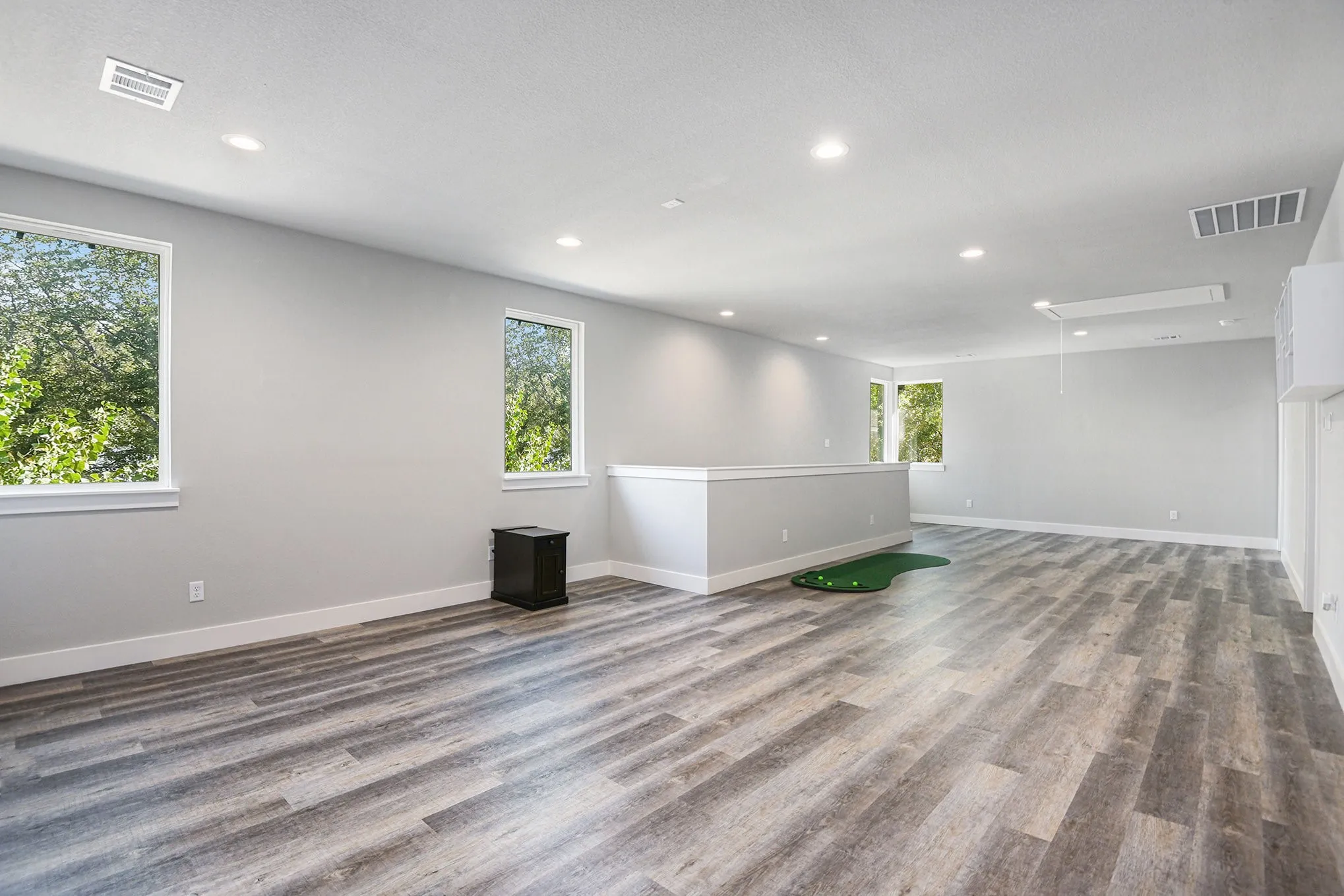 Single Family Residence For Sale in Wise County , 811 County Road 3451, Paradise, Texas 76073, 3 Bedroom, 3 Bathroom, 3 Garage spaces, 2,283 Sqft, built in 2022, Preowned, mls#21072545, Real Estate Agent in Paradise, Homes For Sale in Wise county, Homes For Sale in Paradise, Realtor in Paradise Texas, Real Estate Brokerage Independent Realty Texas, Luminita Cordes Realtor