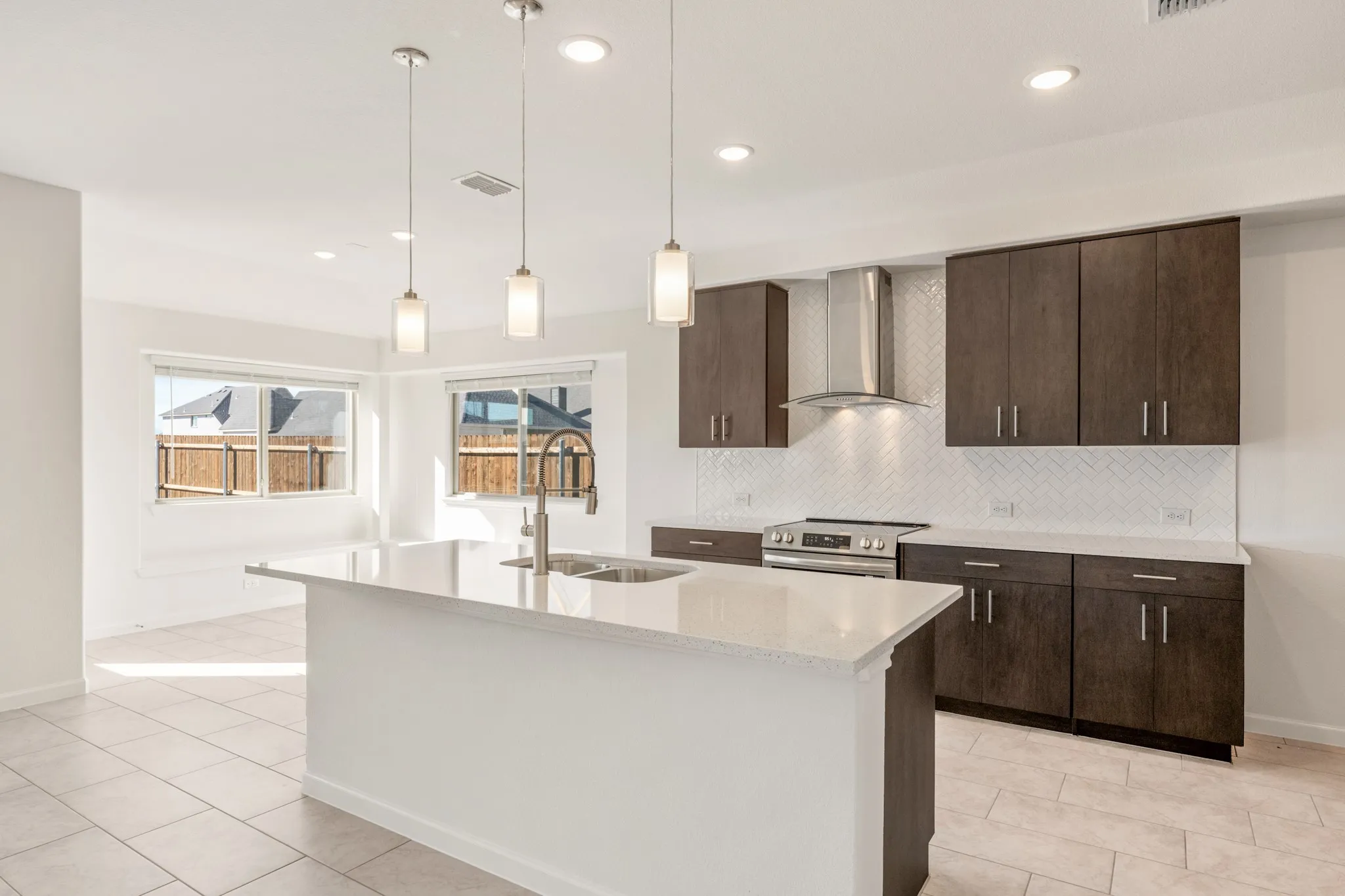Single Family Residence For Sale in Kaufman County , 3665 Jordan Way, Kaufman, Texas 75142, 3 Bedroom, 2 Bathroom, 2 Garage spaces, 1,672 Sqft, built in 2025, New Construction - Complete, mls#21068843, Real Estate Agent in Kaufman, Homes For Sale in Kaufman county, Homes For Sale in Kaufman, Realtor in Kaufman Texas, Real Estate Brokerage Independent Realty Texas, Luminita Cordes Realtor