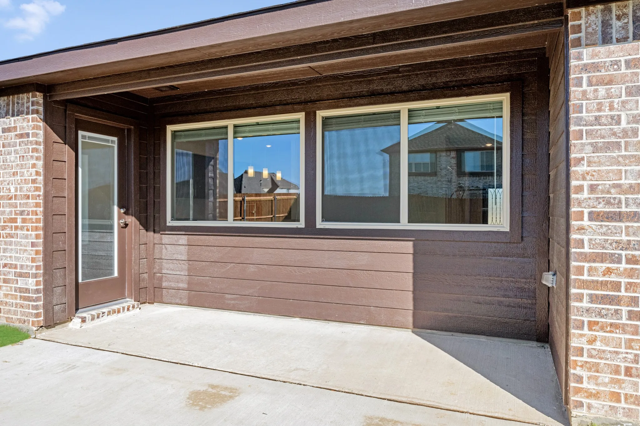Single Family Residence For Sale in Kaufman County , 3665 Jordan Way, Kaufman, Texas 75142, 3 Bedroom, 2 Bathroom, 2 Garage spaces, 1,672 Sqft, built in 2025, New Construction - Complete, mls#21068843, Real Estate Agent in Kaufman, Homes For Sale in Kaufman county, Homes For Sale in Kaufman, Realtor in Kaufman Texas, Real Estate Brokerage Independent Realty Texas, Luminita Cordes Realtor