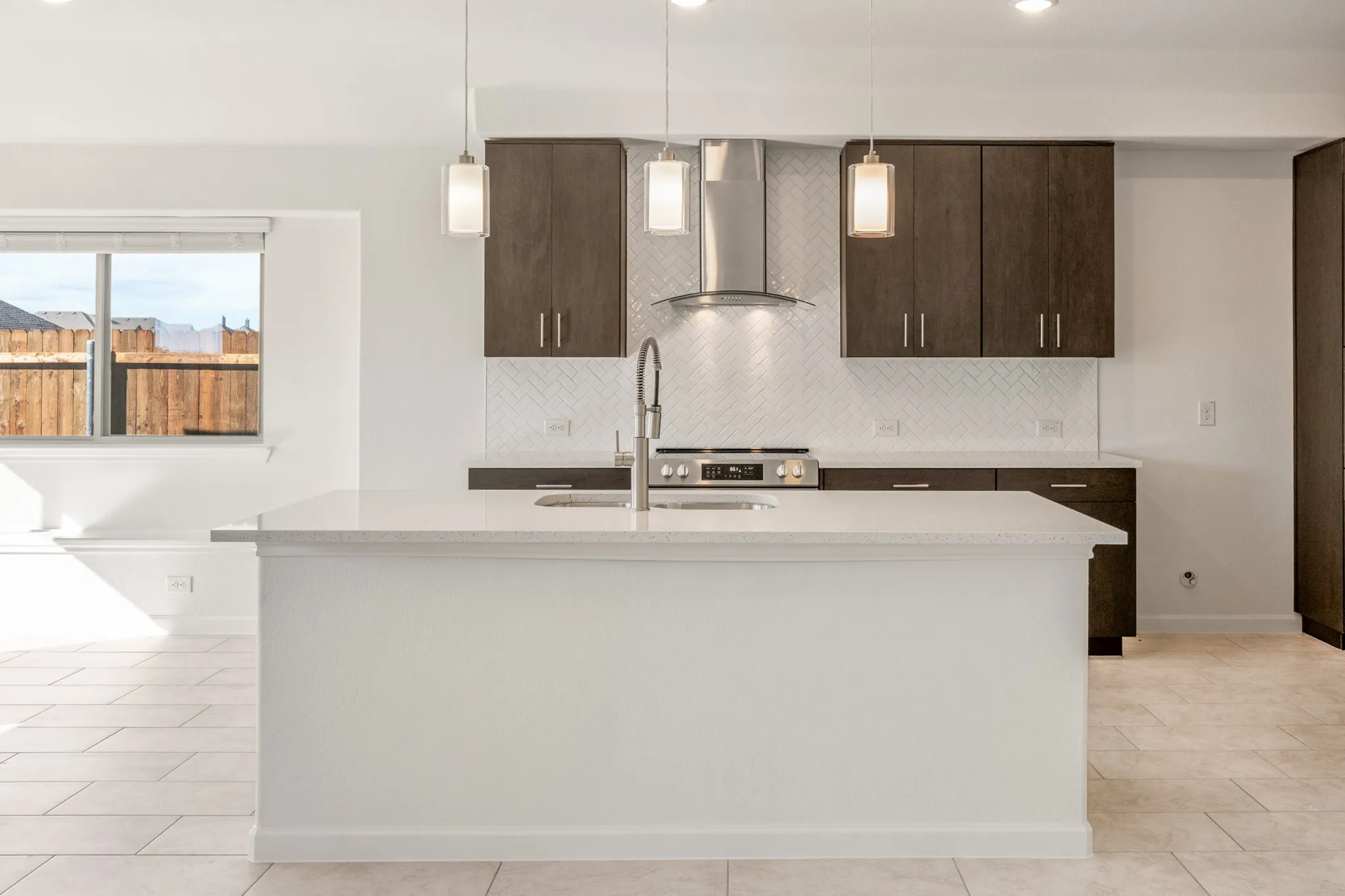 Single Family Residence For Sale in Kaufman County , 3665 Jordan Way, Kaufman, Texas 75142, 3 Bedroom, 2 Bathroom, 2 Garage spaces, 1,672 Sqft, built in 2025, New Construction - Complete, mls#21068843, Real Estate Agent in Kaufman, Homes For Sale in Kaufman county, Homes For Sale in Kaufman, Realtor in Kaufman Texas, Real Estate Brokerage Independent Realty Texas, Luminita Cordes Realtor