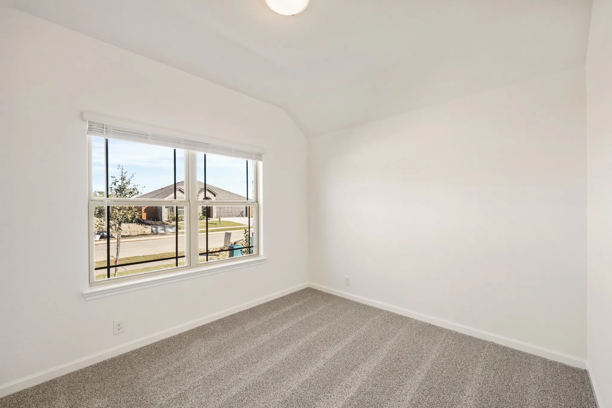 Single Family Residence For Sale in Kaufman County , 3665 Jordan Way, Kaufman, Texas 75142, 3 Bedroom, 2 Bathroom, 2 Garage spaces, 1,672 Sqft, built in 2025, New Construction - Complete, mls#21068843, Real Estate Agent in Kaufman, Homes For Sale in Kaufman county, Homes For Sale in Kaufman, Realtor in Kaufman Texas, Real Estate Brokerage Independent Realty Texas, Luminita Cordes Realtor