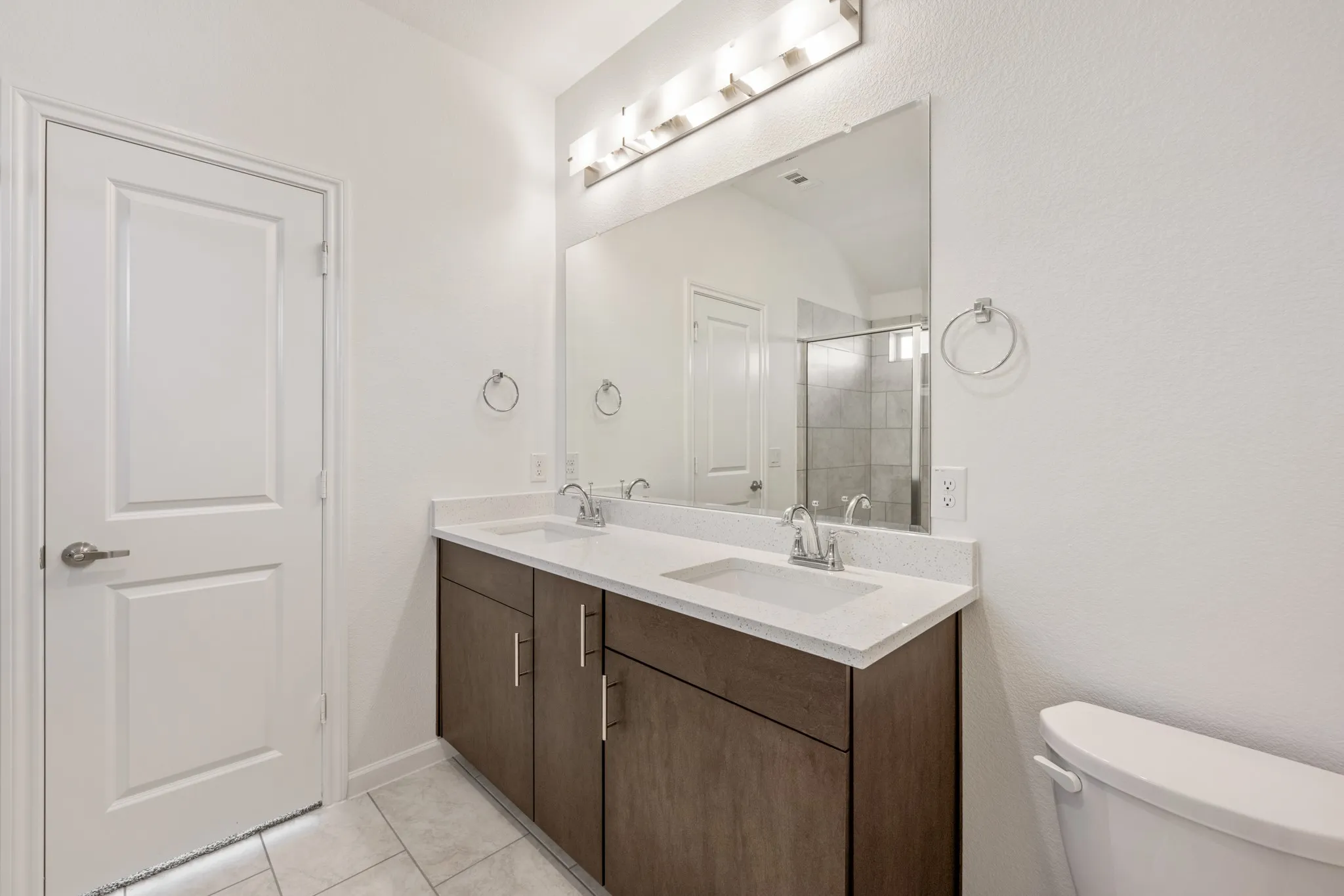 Single Family Residence For Sale in Kaufman County , 3665 Jordan Way, Kaufman, Texas 75142, 3 Bedroom, 2 Bathroom, 2 Garage spaces, 1,672 Sqft, built in 2025, New Construction - Complete, mls#21068843, Real Estate Agent in Kaufman, Homes For Sale in Kaufman county, Homes For Sale in Kaufman, Realtor in Kaufman Texas, Real Estate Brokerage Independent Realty Texas, Luminita Cordes Realtor