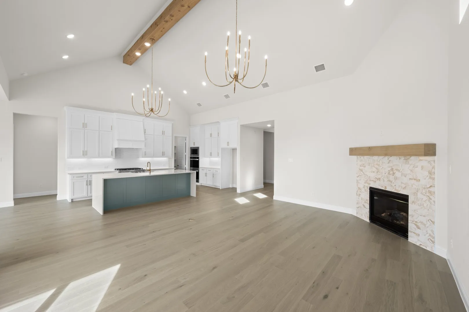 4726 Hawthorn Hills- Living Room-2