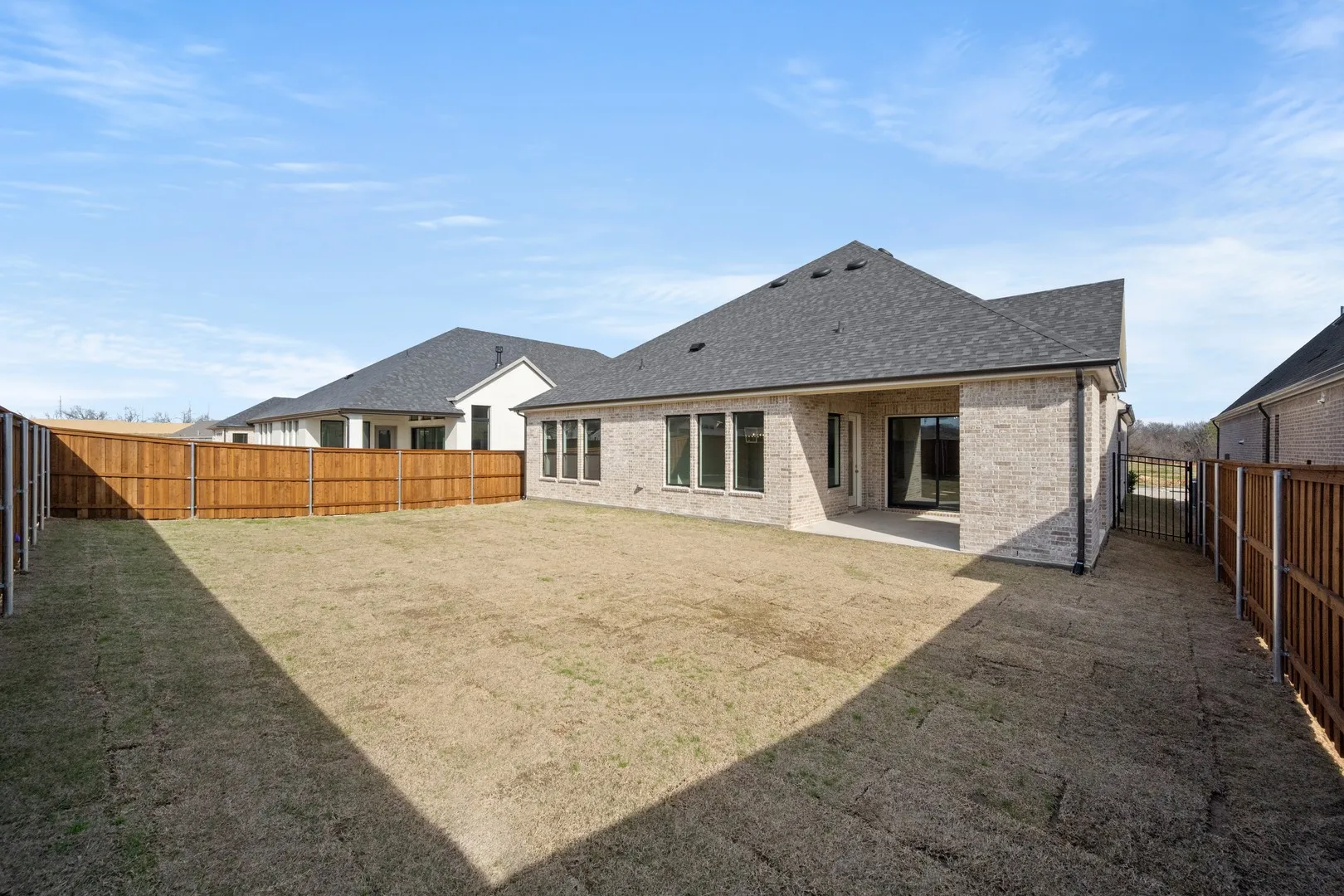 4726 Hawthorn Hills-BackNG-2